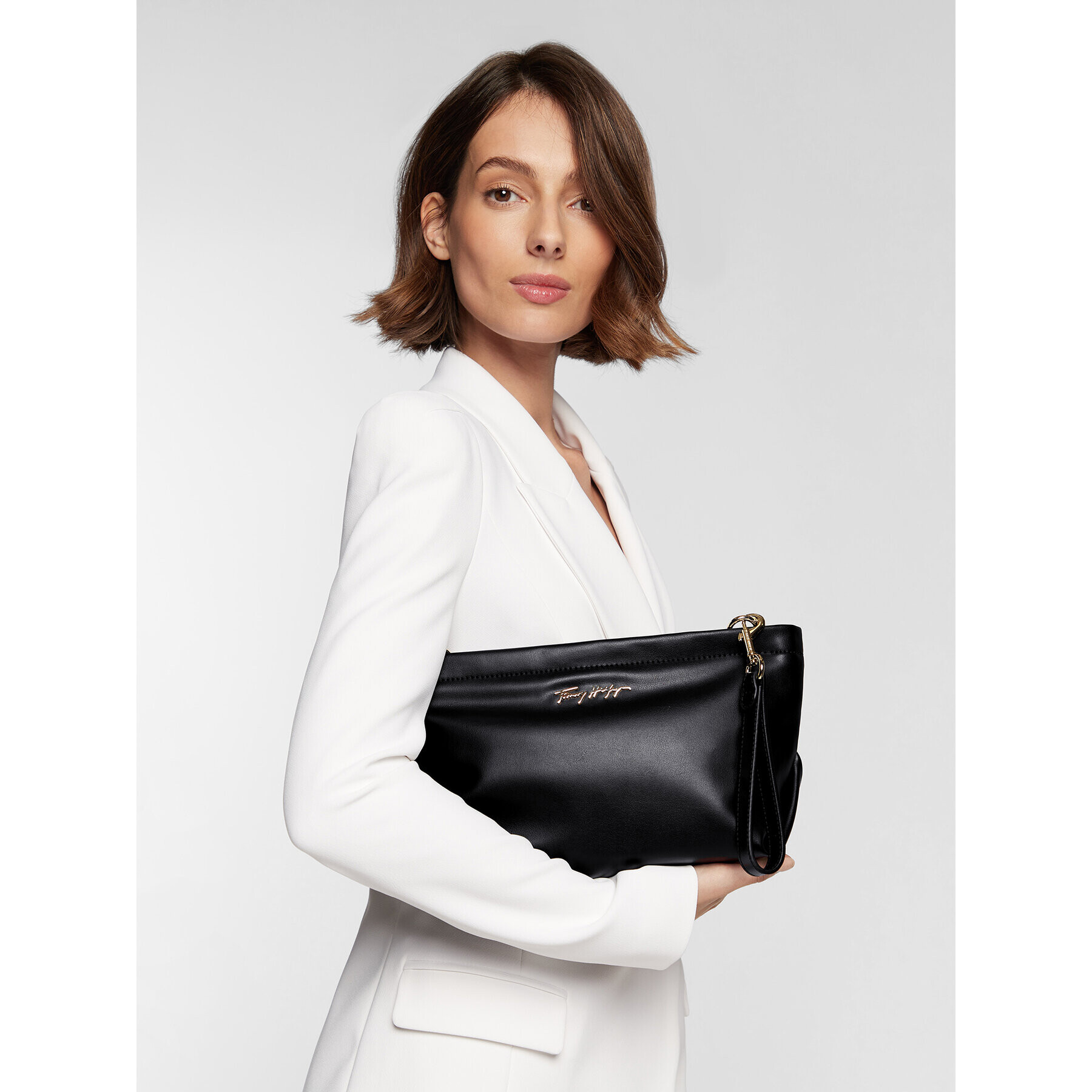 Tommy Hilfiger Geantă Veg Luxe Fold Clutch AW0AW11360 Negru - Pled.ro