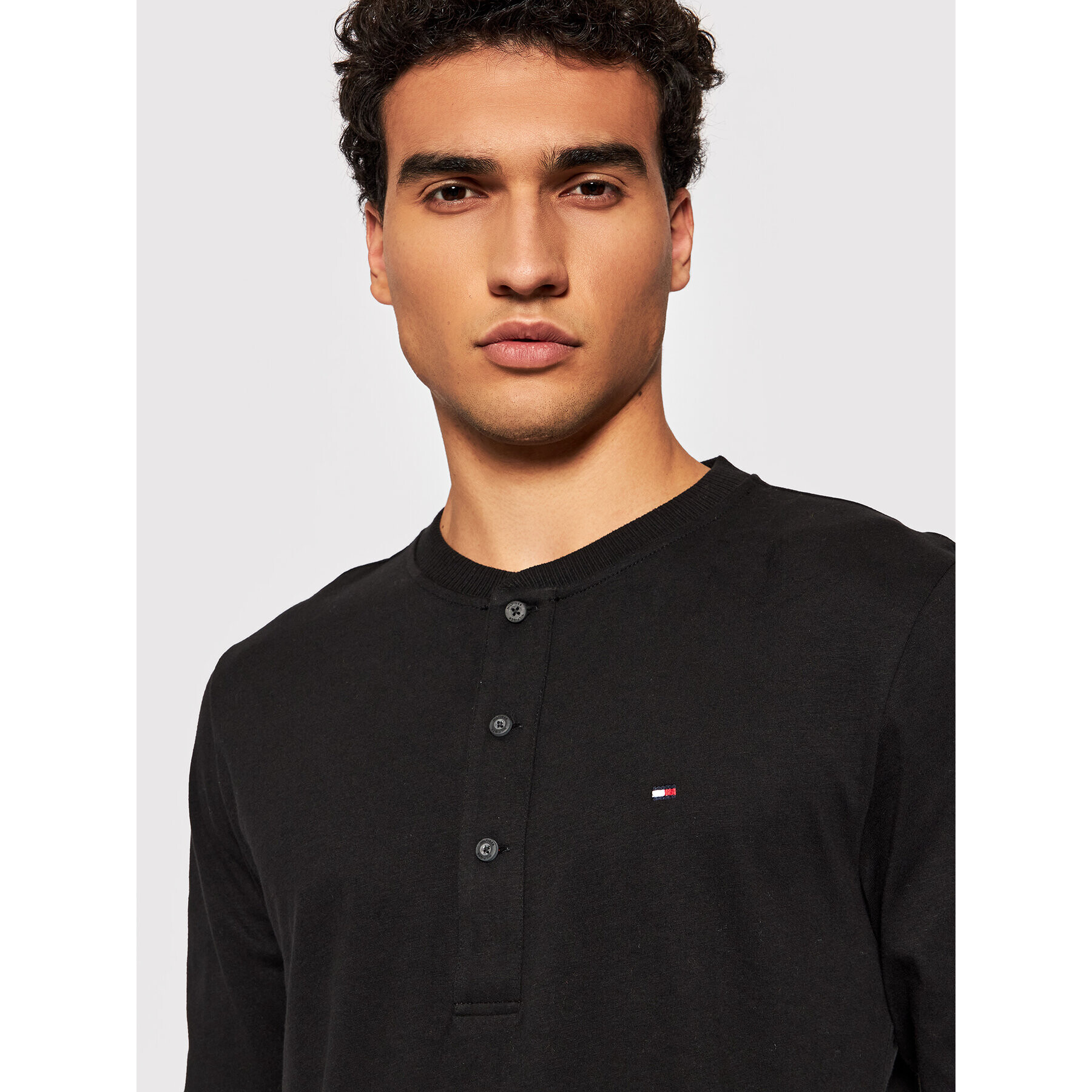 Tommy Hilfiger Longsleeve Classics Henley MW0MW20159 Negru Regular Fit - Pled.ro