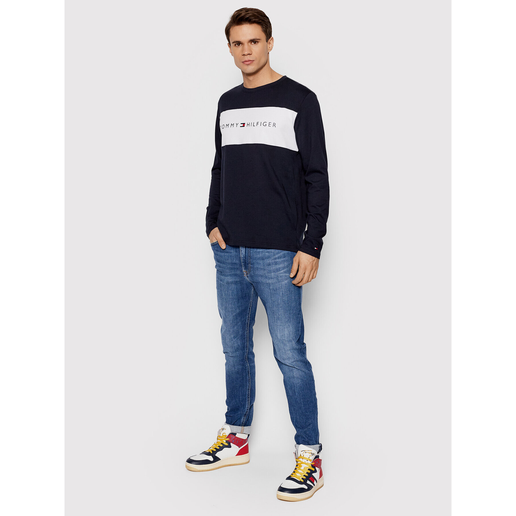 Tommy Hilfiger Longsleeve Logo Flag UM0UM01906 Bleumarin Regular Fit - Pled.ro