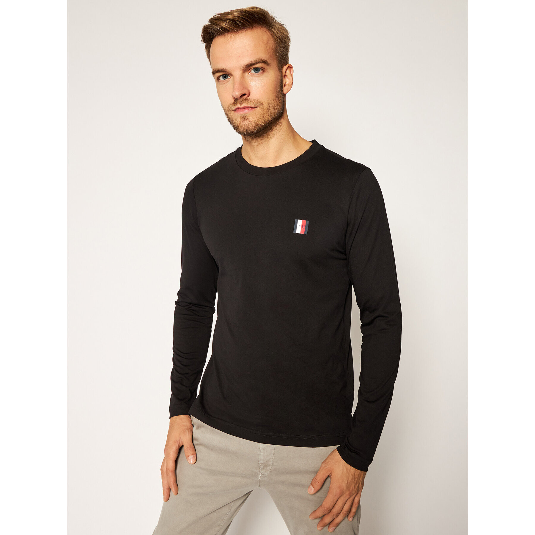 Tommy Hilfiger Longsleeve Modern Essential Ls Tee MW0MW15344 Negru Regular Fit - Pled.ro