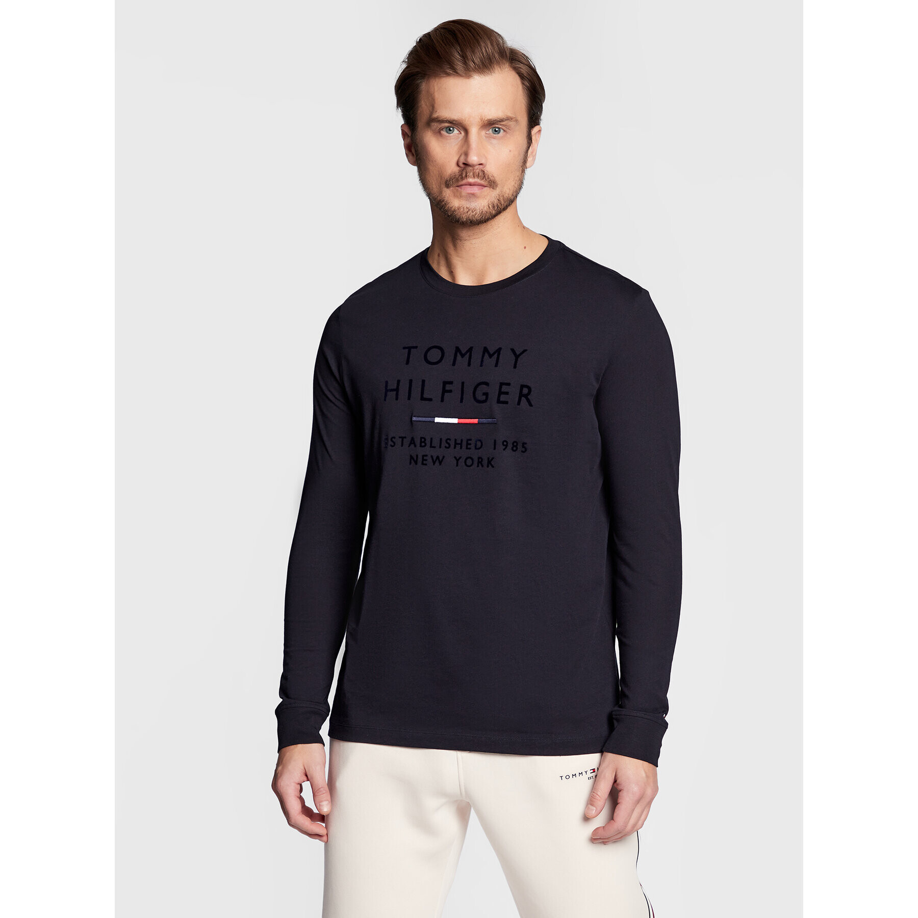 Tommy Hilfiger Longsleeve Stacked New York Flock MW0MW29727 Bleumarin Regular Fit - Pled.ro