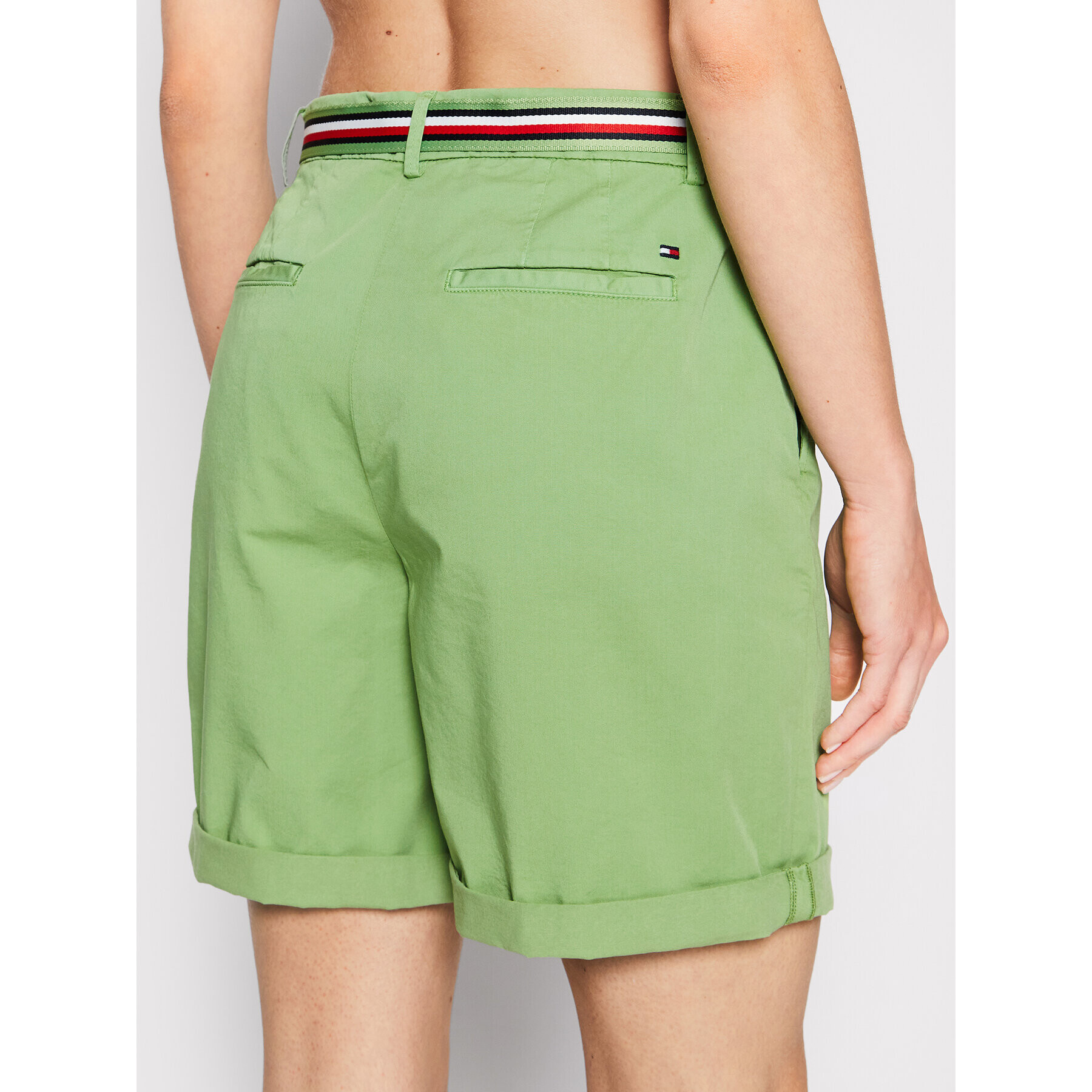 Tommy Hilfiger Pantalon scurți din material WW0WW30482 Verde Regular Fit - Pled.ro