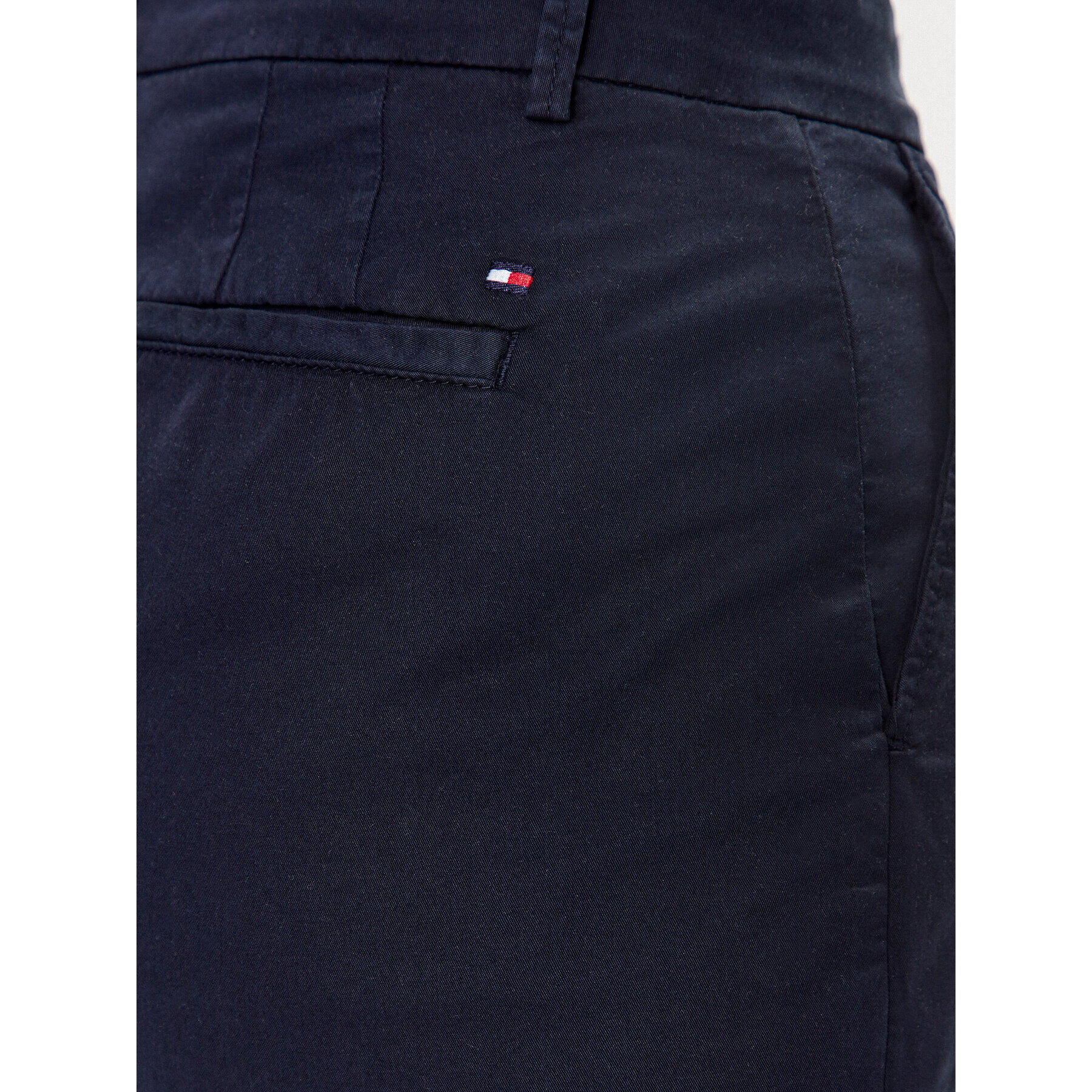 Tommy Hilfiger Pantalon scurți din material WW0WW37772 Bleumarin Regular Fit - Pled.ro