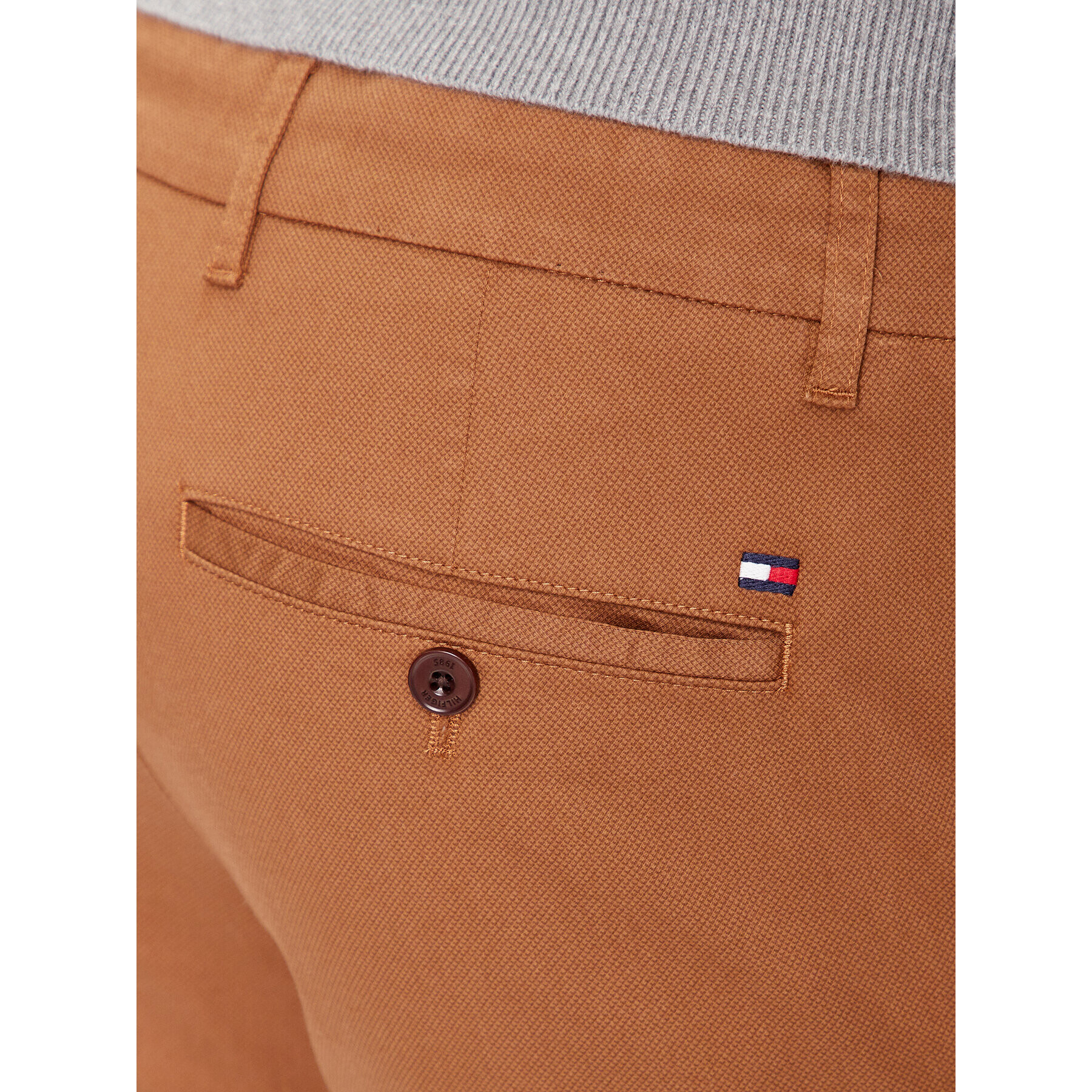 Tommy Hilfiger Pantaloni chino Bleecker MW0MW28642 Maro Slim Fit - Pled.ro