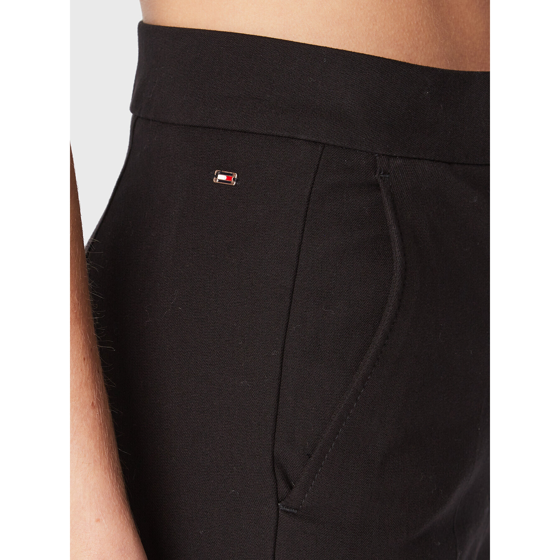 Tommy Hilfiger Pantaloni din material Seasonal WW0WW35691 Negru Slim Fit - Pled.ro