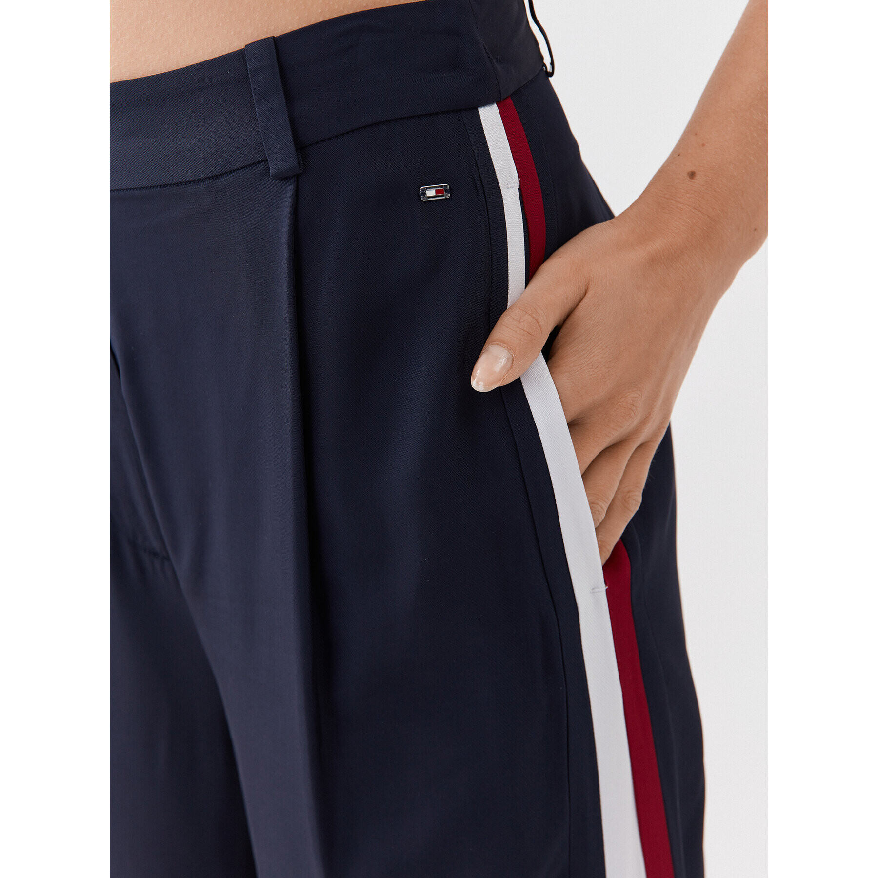 Tommy Hilfiger Pantaloni din material WW0WW39069 Bleumarin Relaxed Fit - Pled.ro