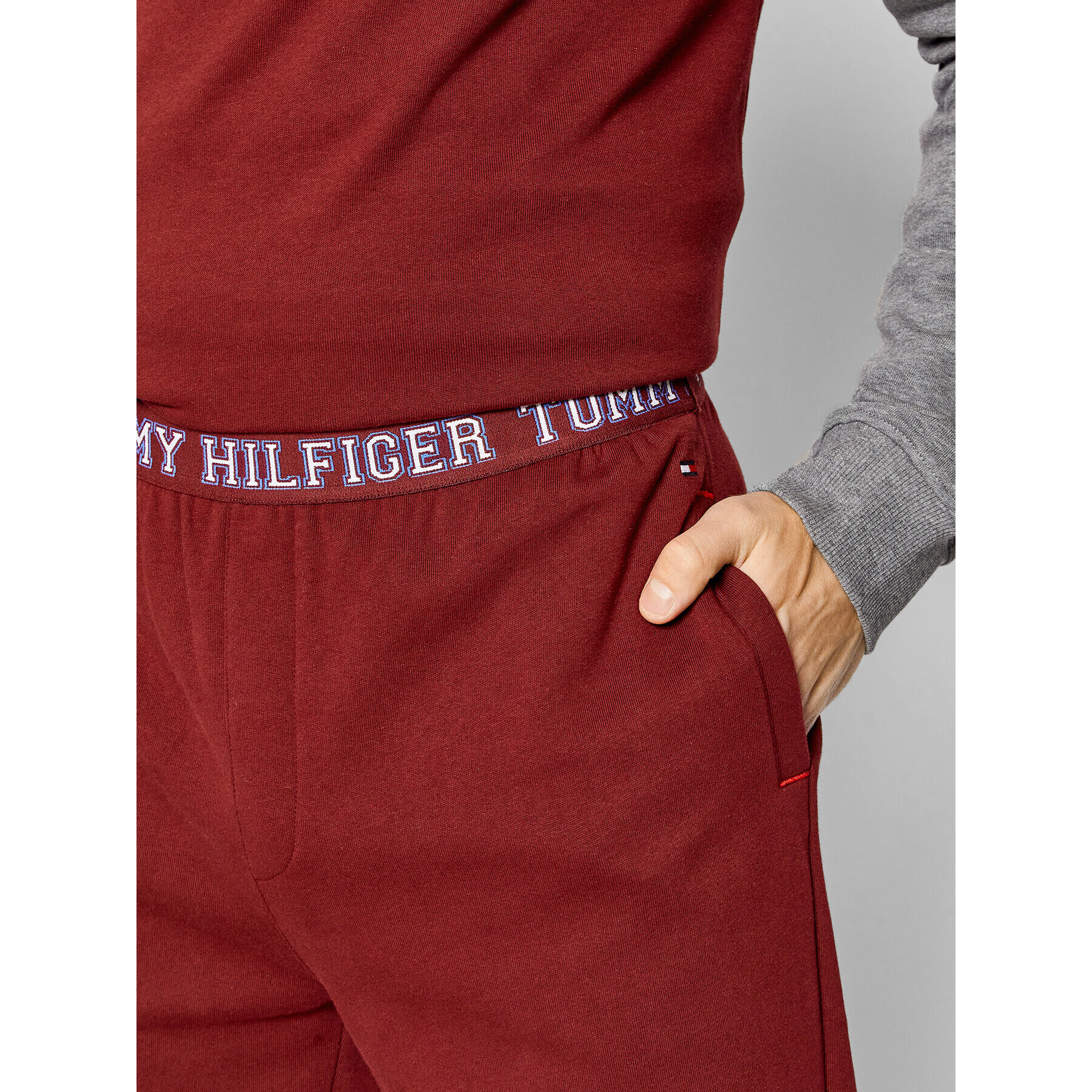 Tommy Hilfiger Pantaloni pijama UM0UM02384 Vișiniu Regular Fit - Pled.ro