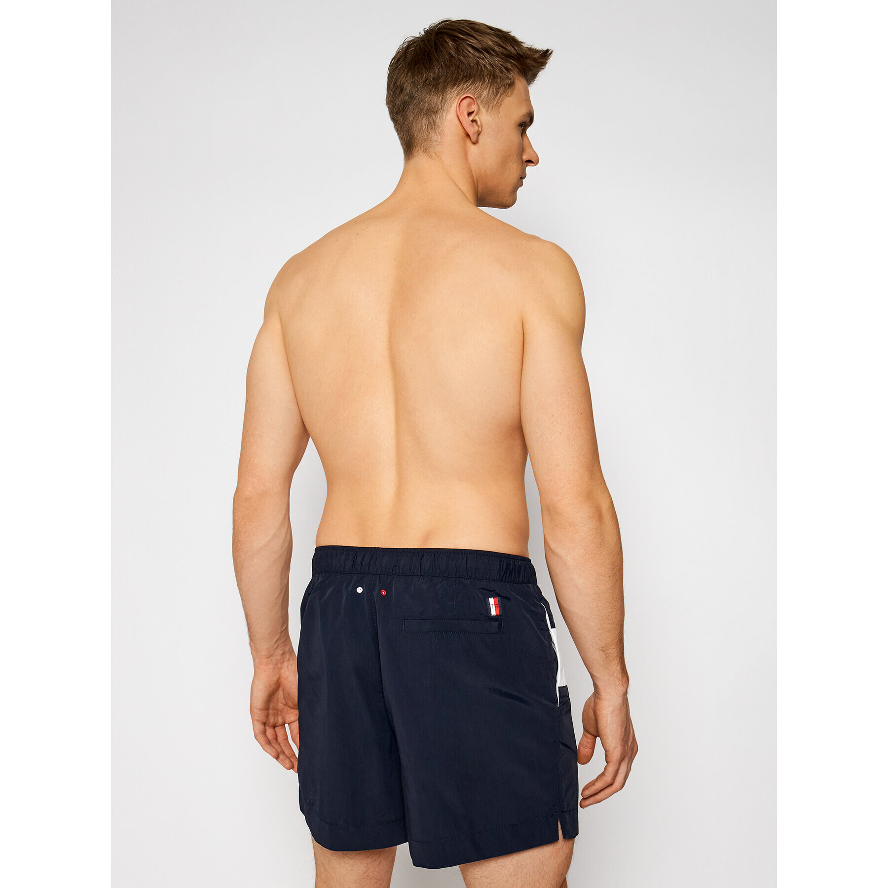 Tommy Hilfiger Pantaloni scurți pentru înot Medium Drawstring UM0UM02055 Bleumarin Regular Fit - Pled.ro