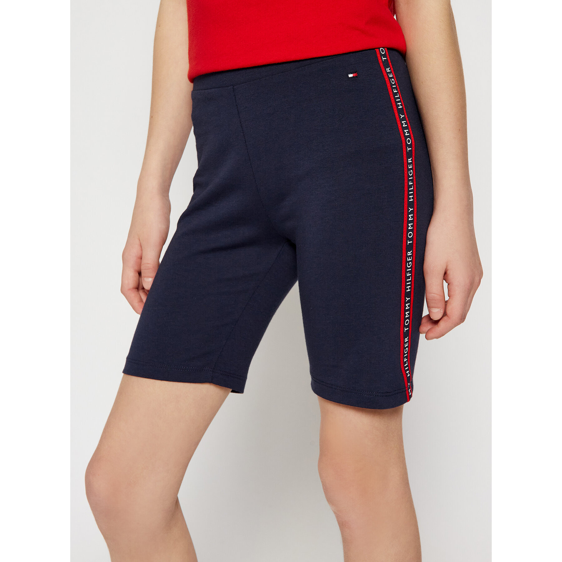 Tommy Hilfiger Pantaloni scurți sport Essential Cycling KG0KG05775 D Bleumarin Regular Fit - Pled.ro