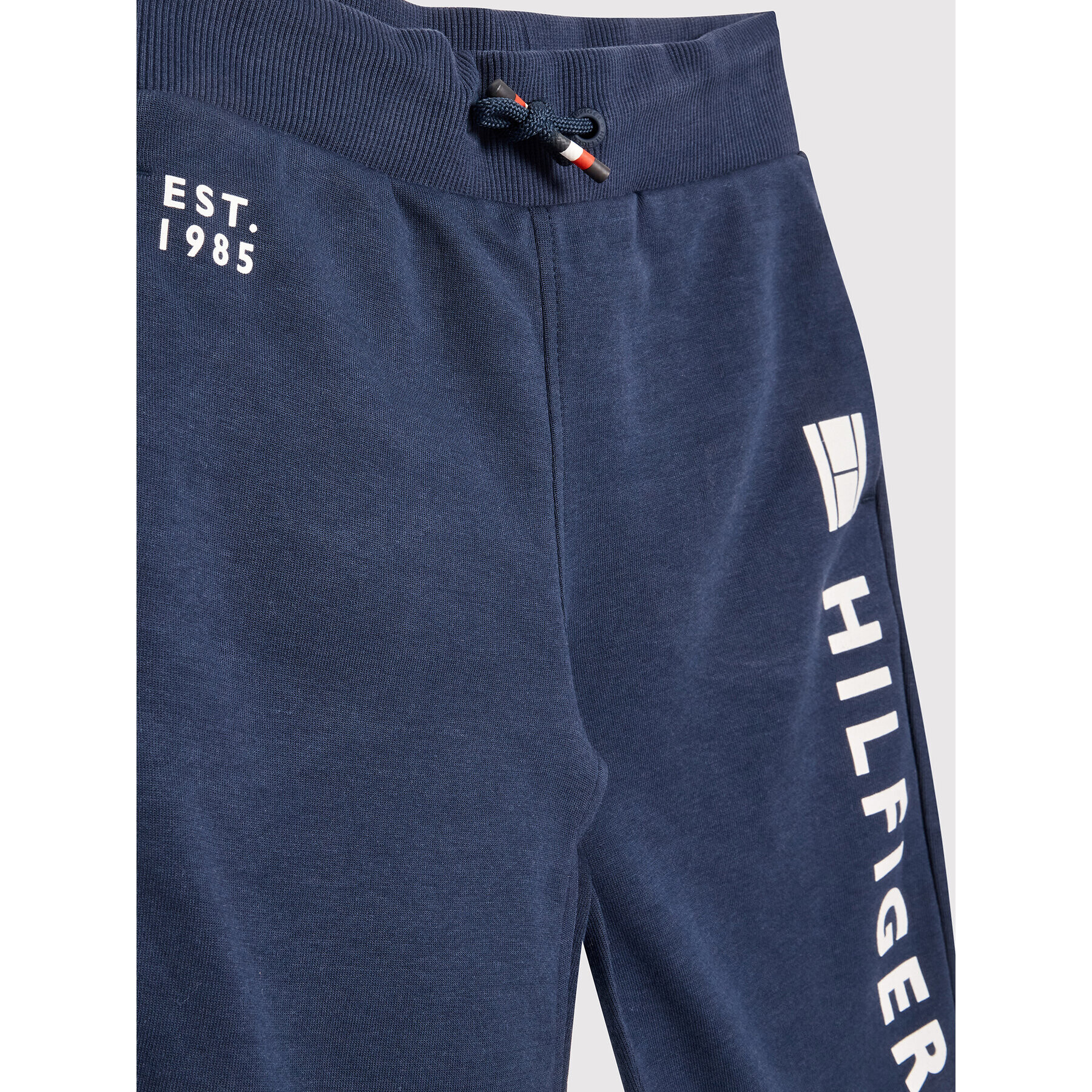 Tommy Hilfiger Pantaloni scurți sport Multiplacement KB0KB07408 D Bleumarin Regular Fit - Pled.ro