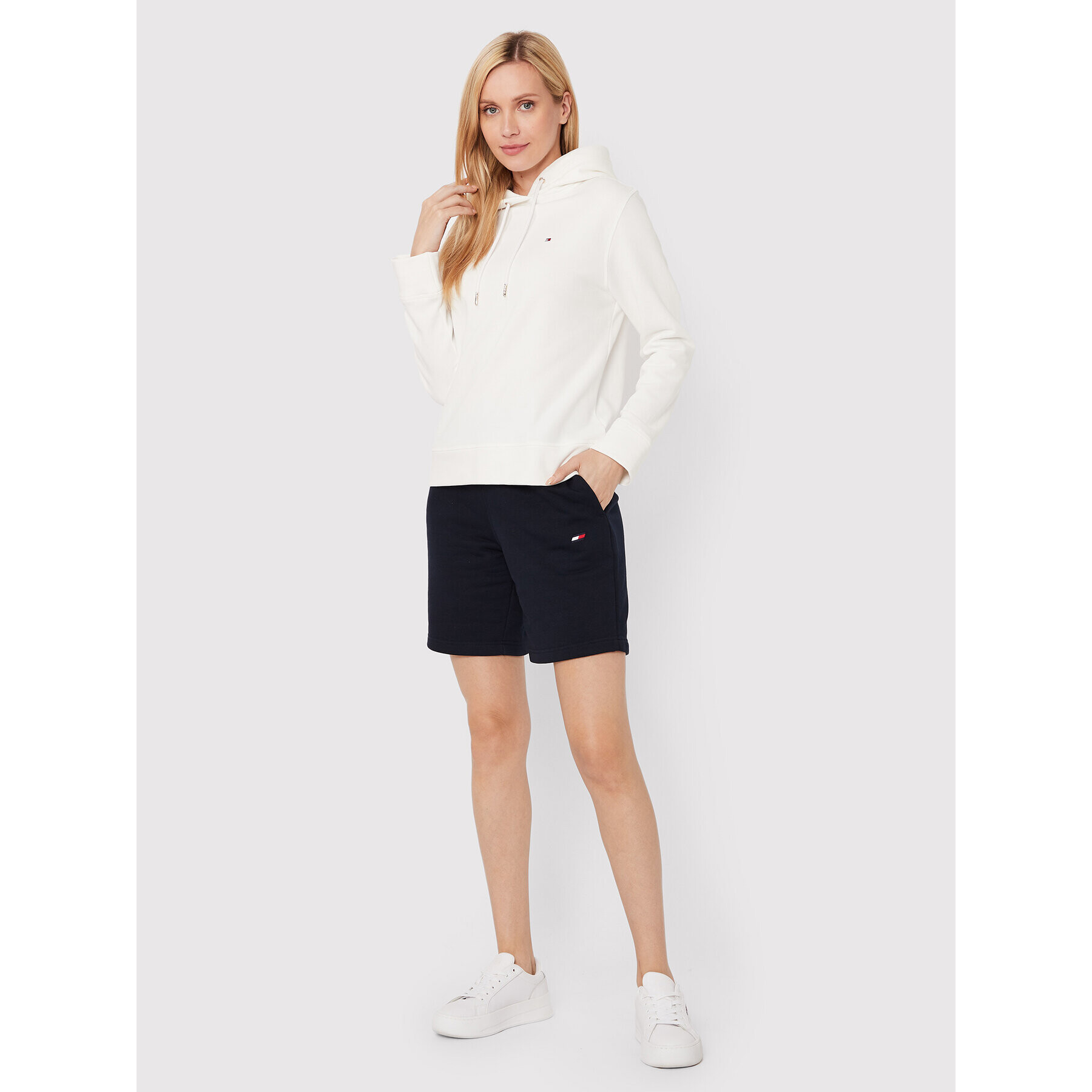 Tommy Hilfiger Pantaloni scurți sport Terry Rolled-Up S10S101310 Bleumarin Regular Fit - Pled.ro