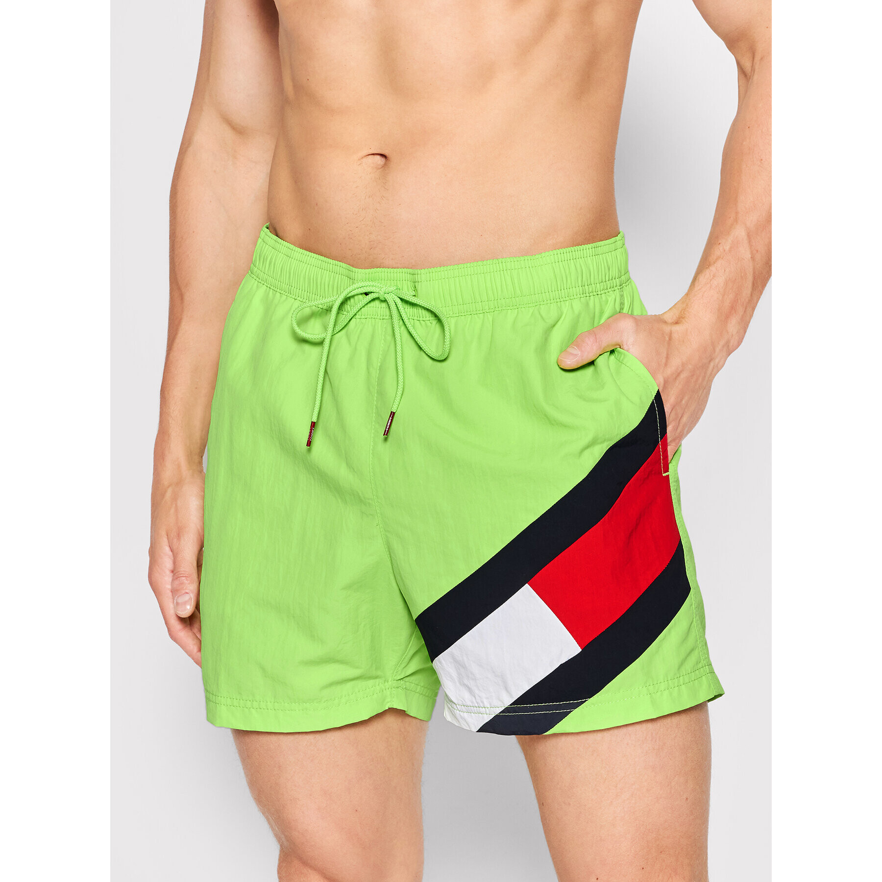 Tommy Hilfiger Pantaloni scurți pentru înot UM0UM02048 Verde Slim Fit - Pled.ro