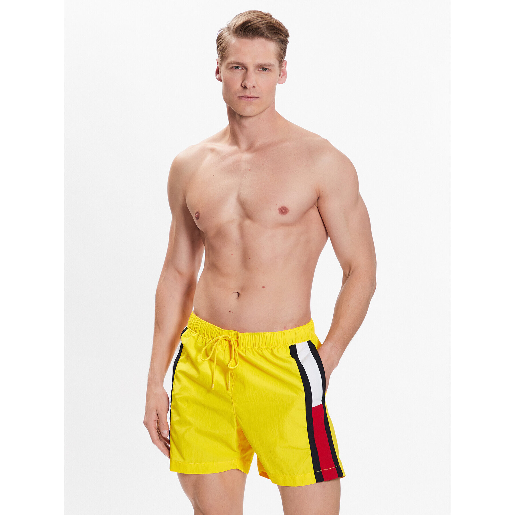 Tommy Hilfiger Pantaloni scurți pentru înot UM0UM02730 Galben Slim Fit - Pled.ro