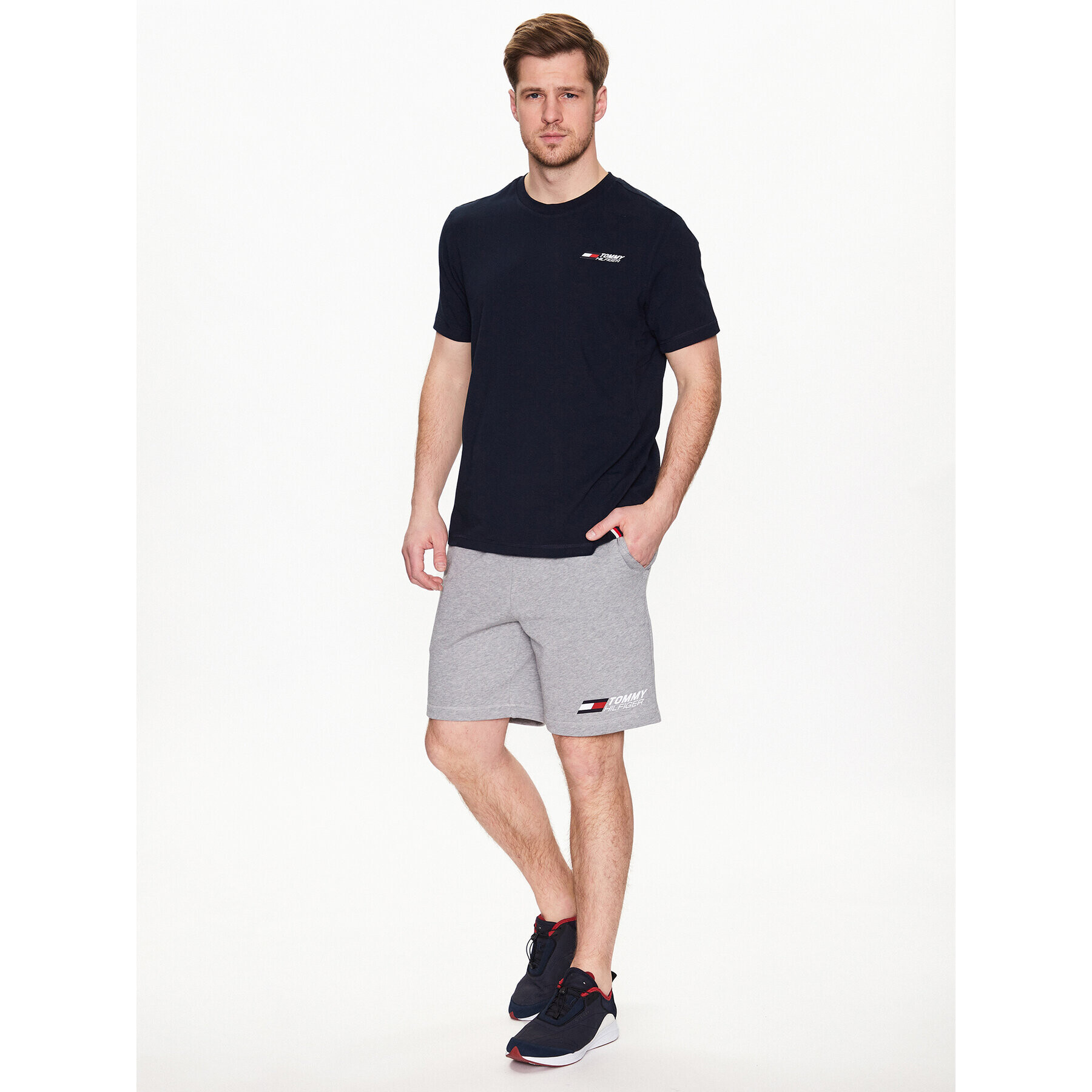 Tommy Hilfiger Pantaloni scurți sport Essentials MW0MW30398 Gri Regular Fit - Pled.ro