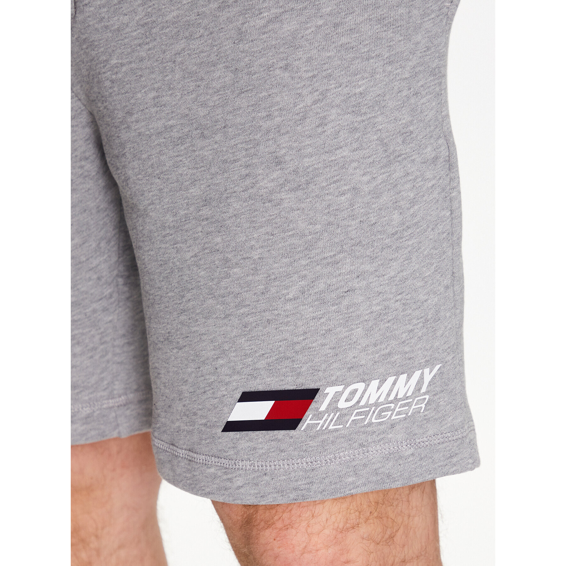 Tommy Hilfiger Pantaloni scurți sport Essentials MW0MW30398 Gri Regular Fit - Pled.ro