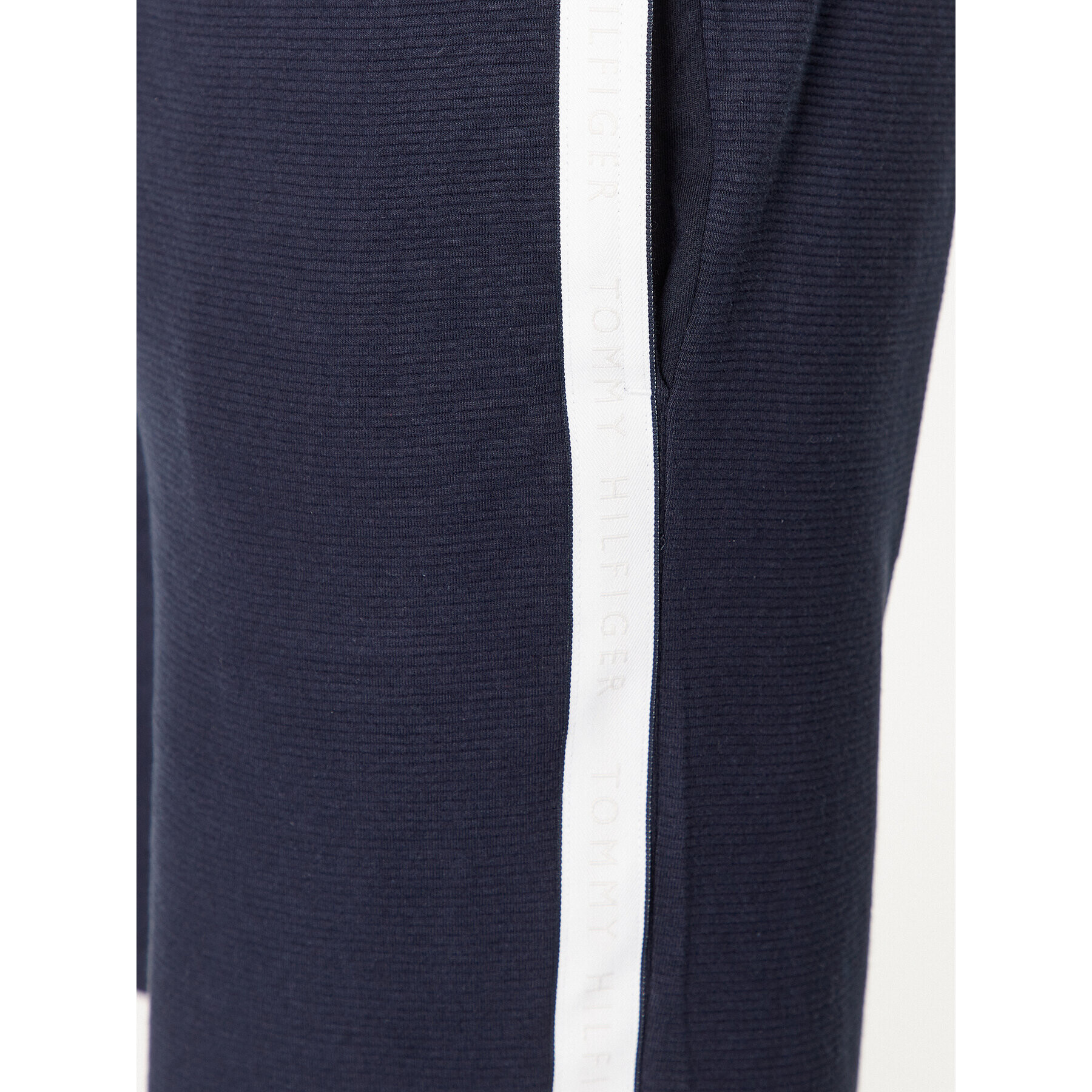 Tommy Hilfiger Pantaloni scurți sport UM0UM03008 Bleumarin Regular Fit - Pled.ro