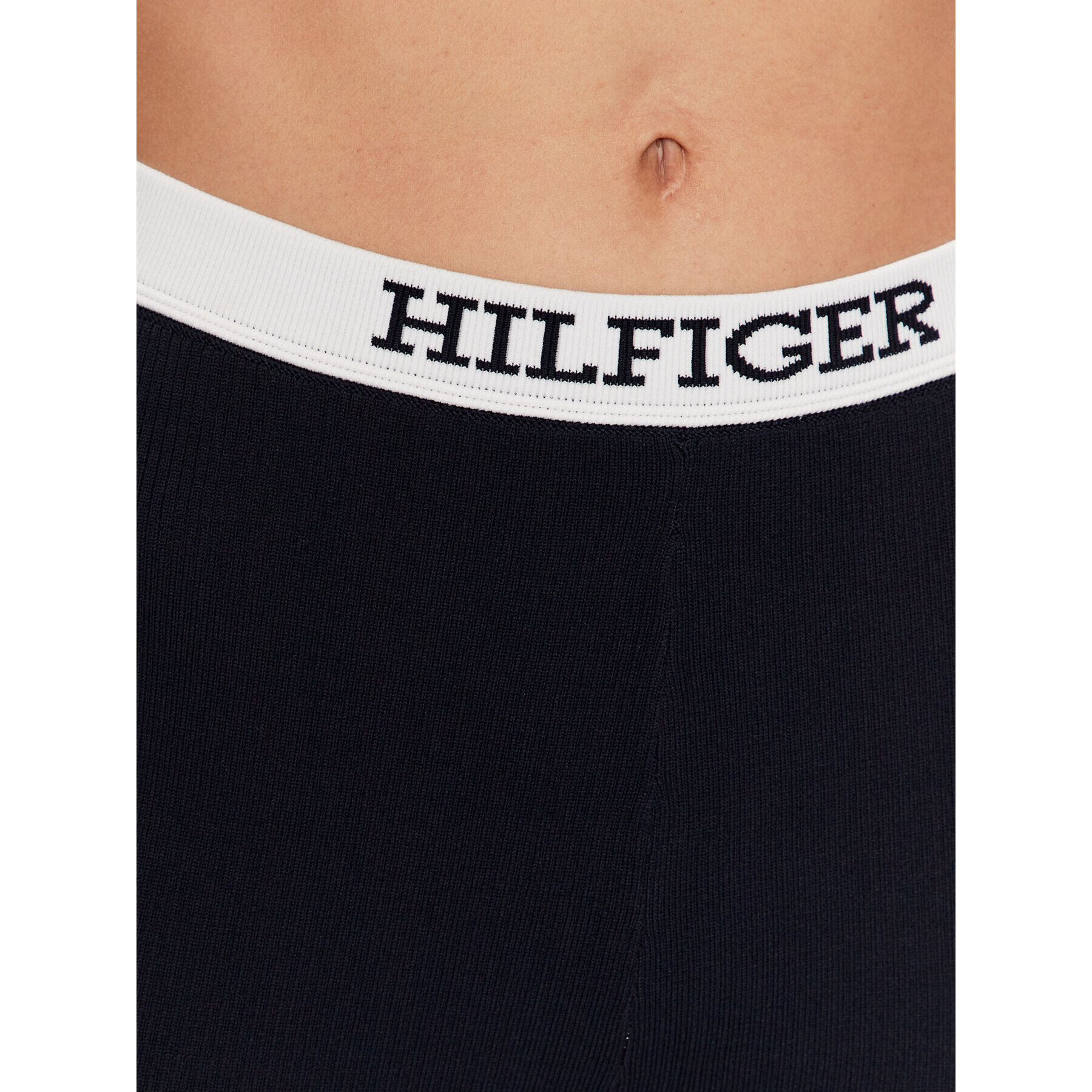 Tommy Hilfiger Pantaloni scurți sport WW0WW39090 Bleumarin Slim Fit - Pled.ro