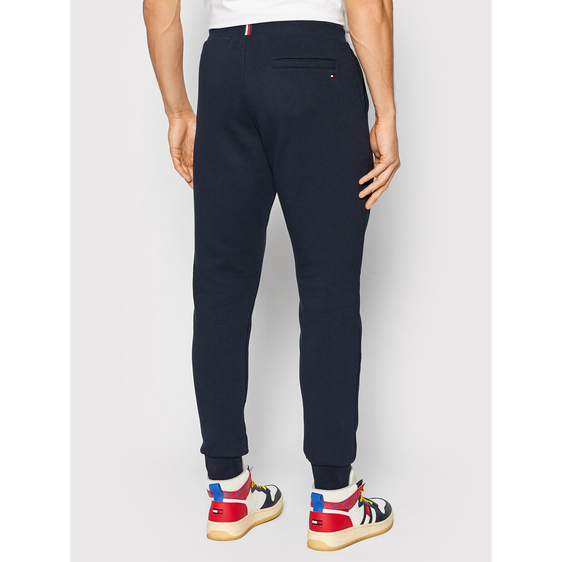 Tommy Hilfiger Pantaloni trening Corp Graphic MW0MW22205 Bleumarin Regular Fit - Pled.ro