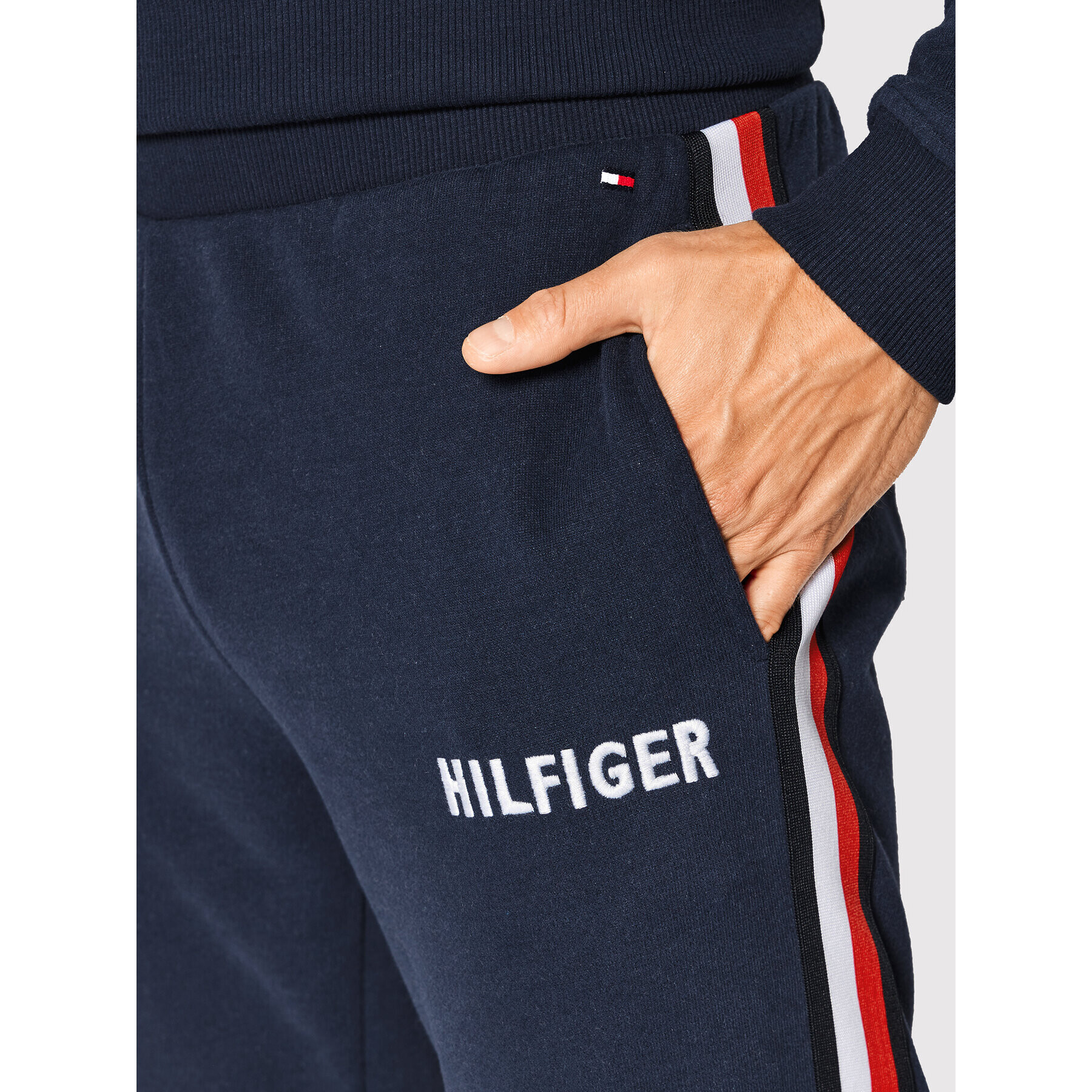 Tommy Hilfiger Pantaloni trening UM0UM02441 Bleumarin Regular Fit - Pled.ro