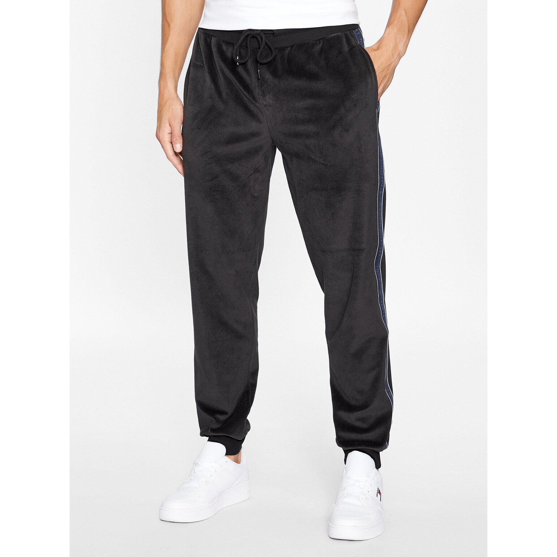 Tommy Hilfiger Pantaloni trening UM0UM03014 Negru Regular Fit - Pled.ro