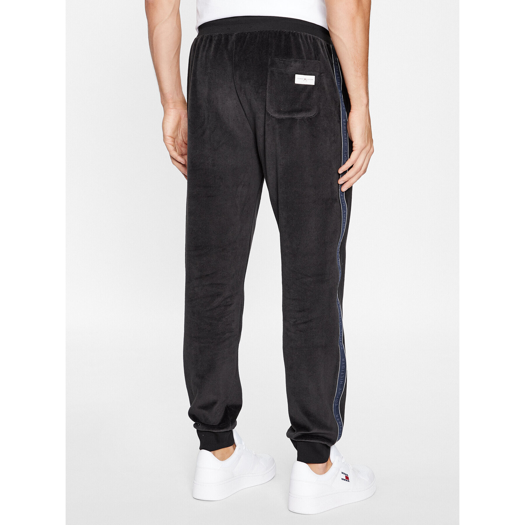 Tommy Hilfiger Pantaloni trening UM0UM03014 Negru Regular Fit - Pled.ro