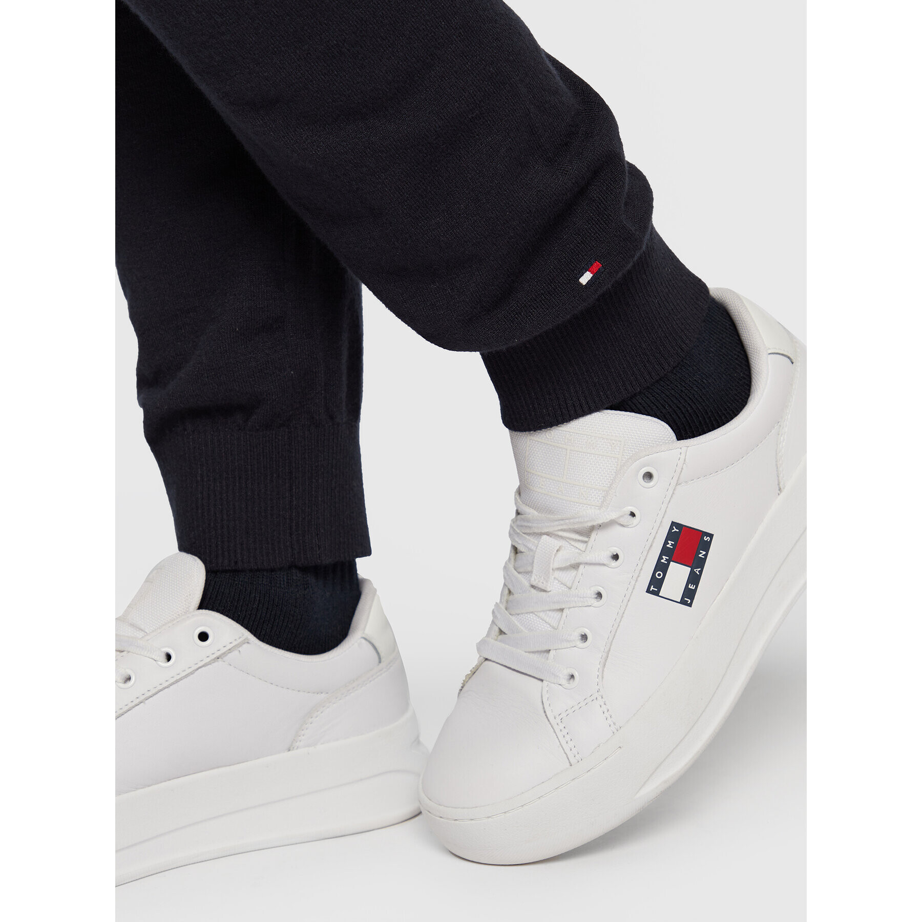 Tommy Hilfiger Pantaloni tricotați UW0UW03933 Bleumarin Regular Fit - Pled.ro