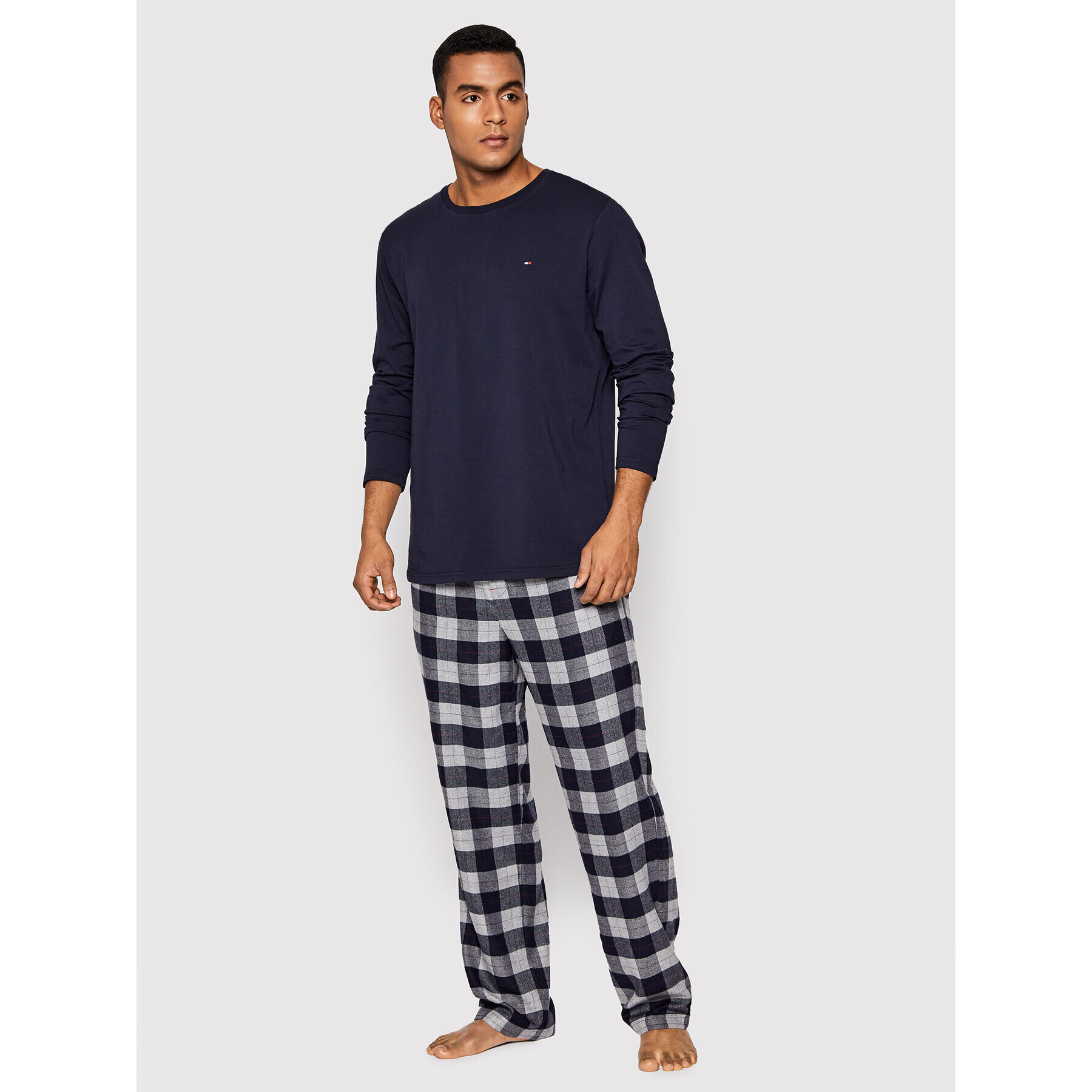 Tommy Hilfiger Pijama Flannel Tee Set UM0UM01976 Negru Regular Fit - Pled.ro