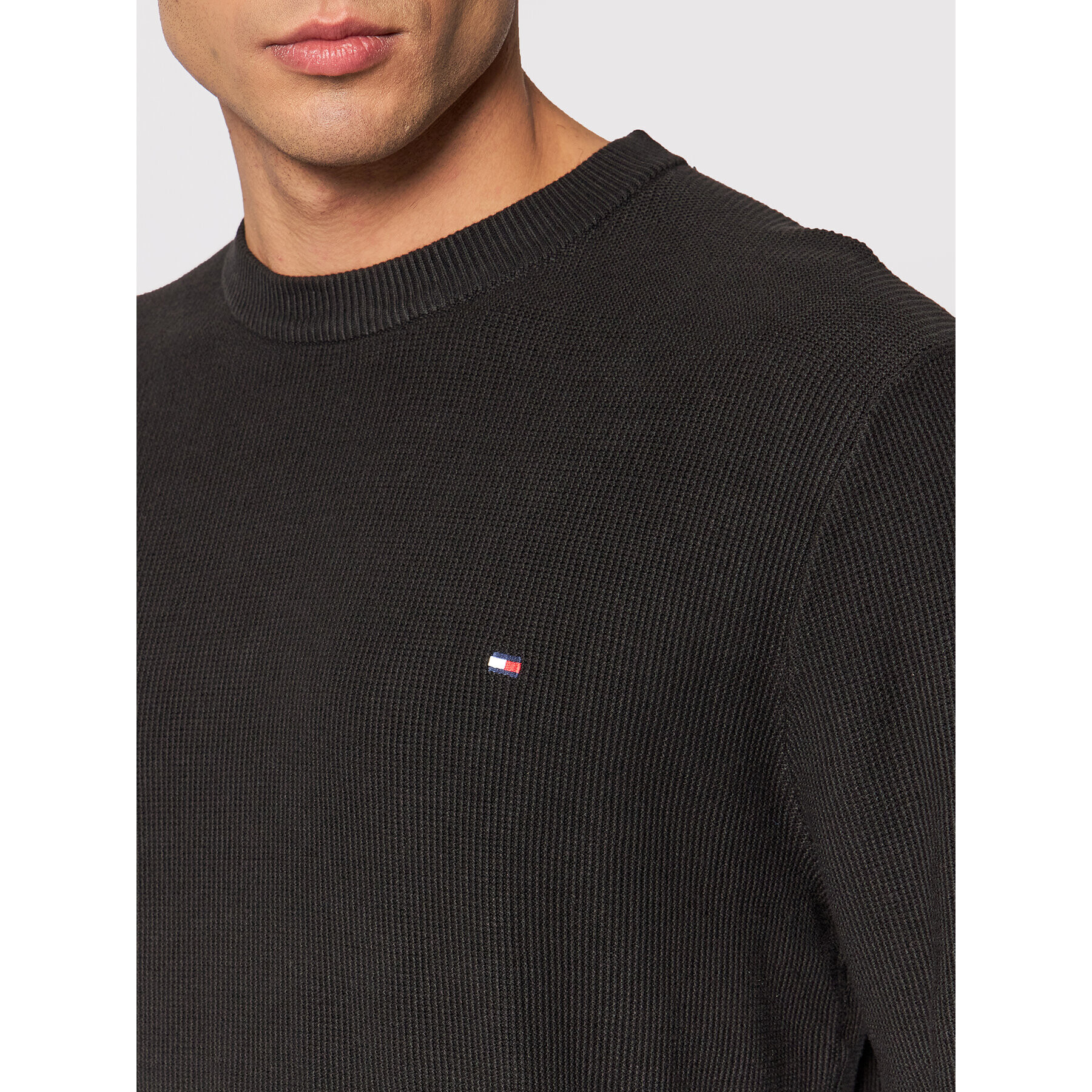 Tommy Hilfiger Pulover Basic Structure Crew Neck MW0MW19533 Negru Regular Fit - Pled.ro