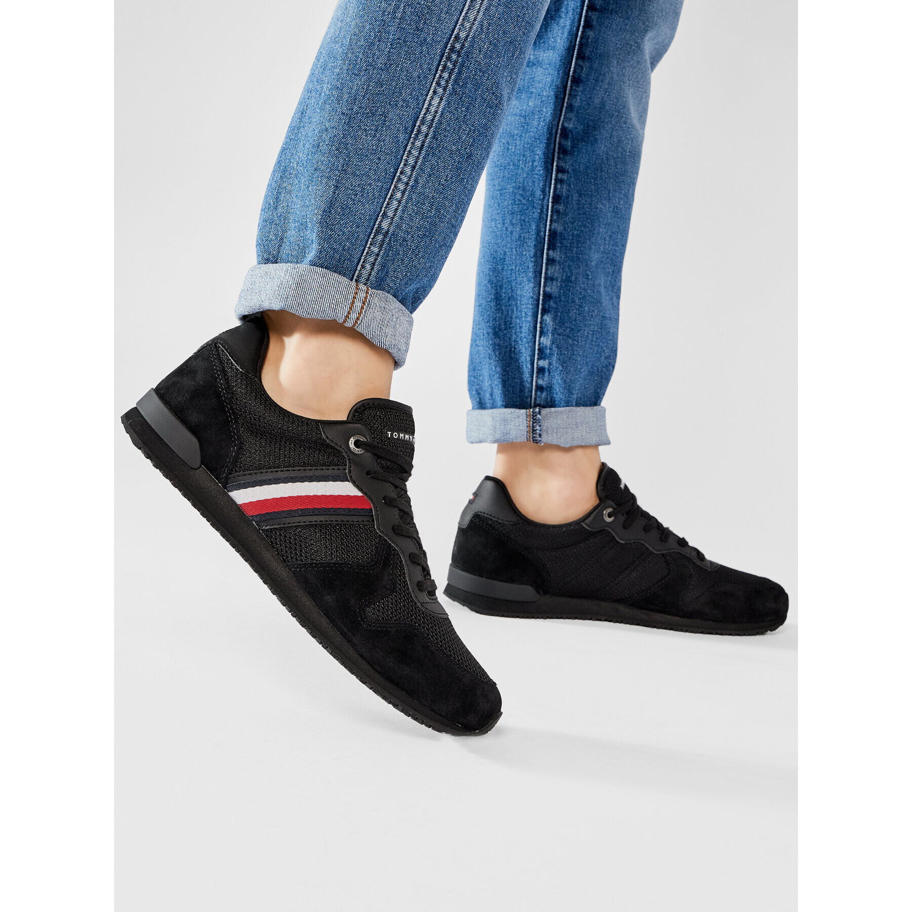 Tommy Hilfiger Sneakers Iconic Material Mix Runner FM0FM03470 Negru - Pled.ro