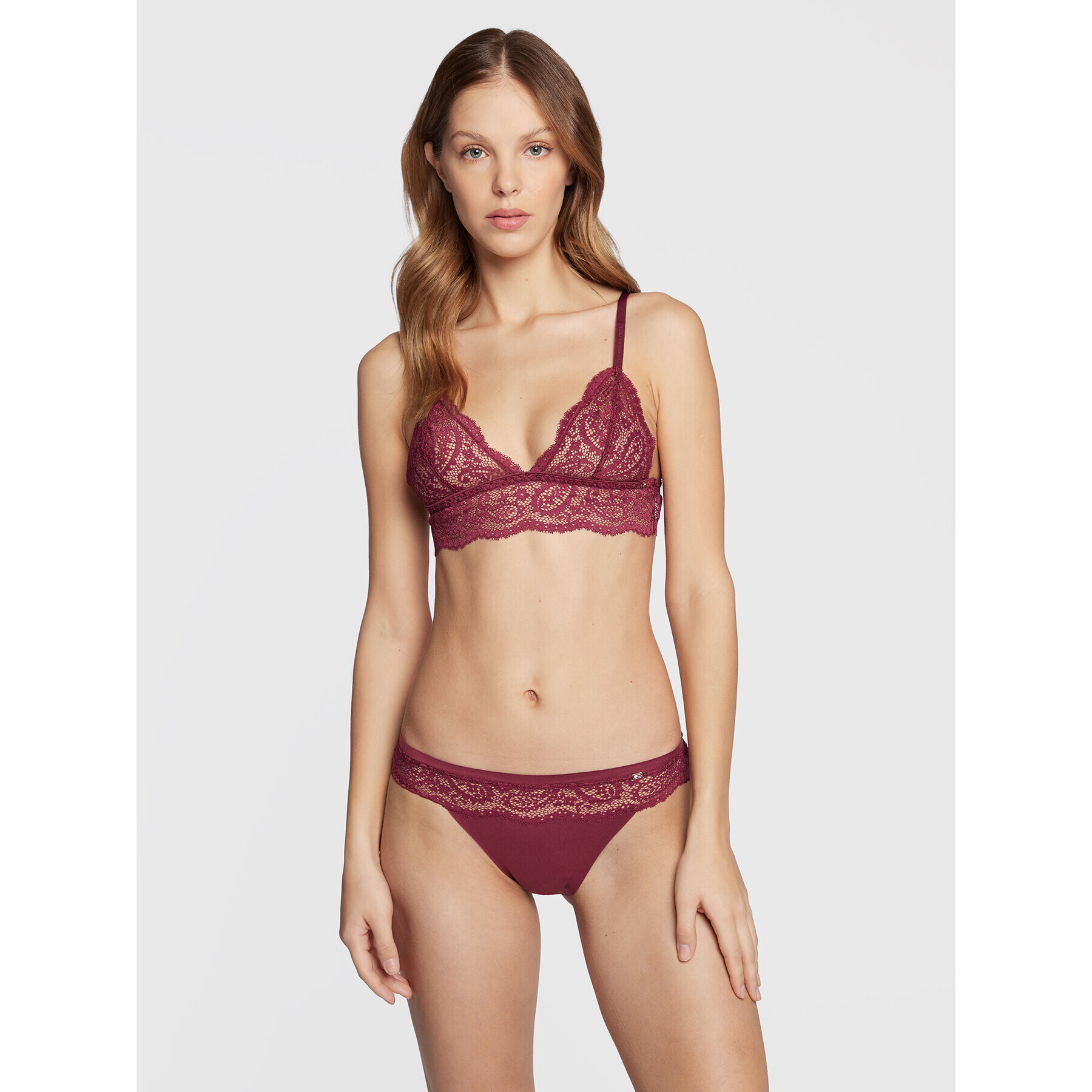 Tommy Hilfiger Sutien Bralette UW0UW03807 Vișiniu - Pled.ro