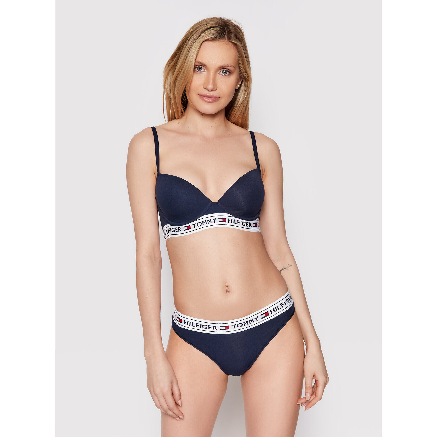 Tommy Hilfiger Sutien cu armătură UW0UW00558 Bleumarin - Pled.ro