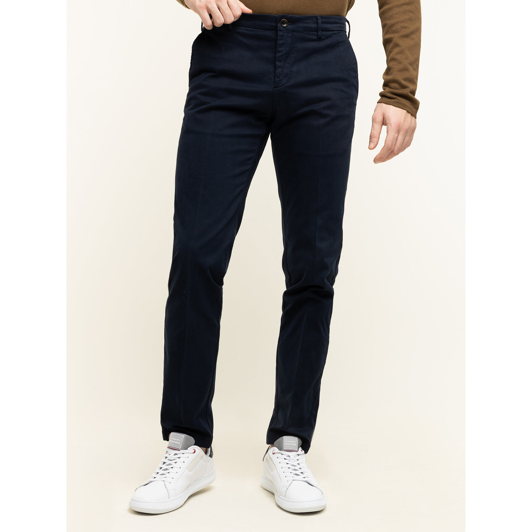 Tommy Hilfiger Tailored Pantaloni din material Flex TT0TT06924 Bleumarin Slim Fit - Pled.ro