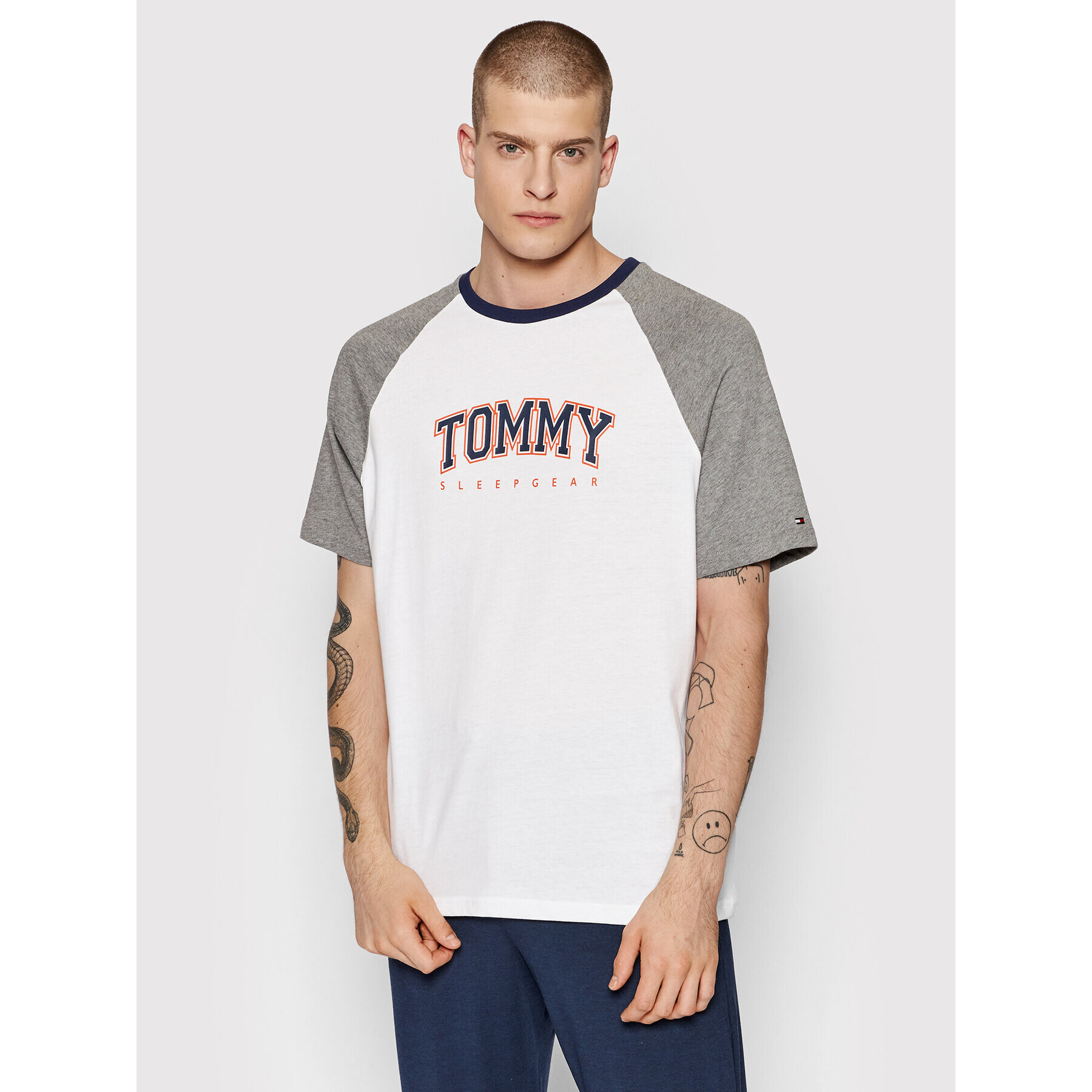 Tommy Hilfiger Tricou Cn Ss Logo UM0UM02351 Alb Regular Fit - Pled.ro