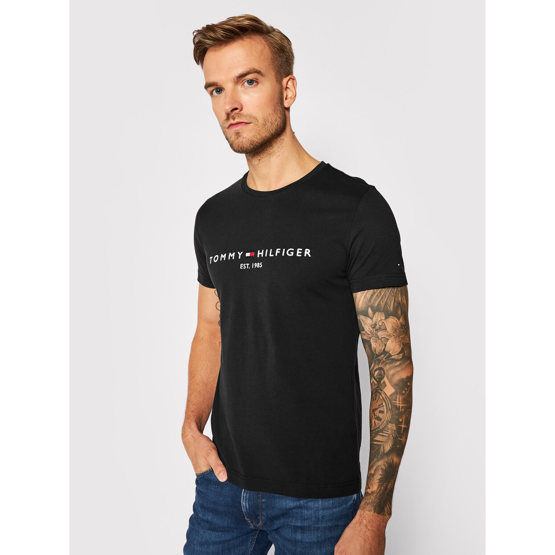 Tommy Hilfiger Tricou Core Logo Tee MW0MW11465 Negru Slim Fit - Pled.ro