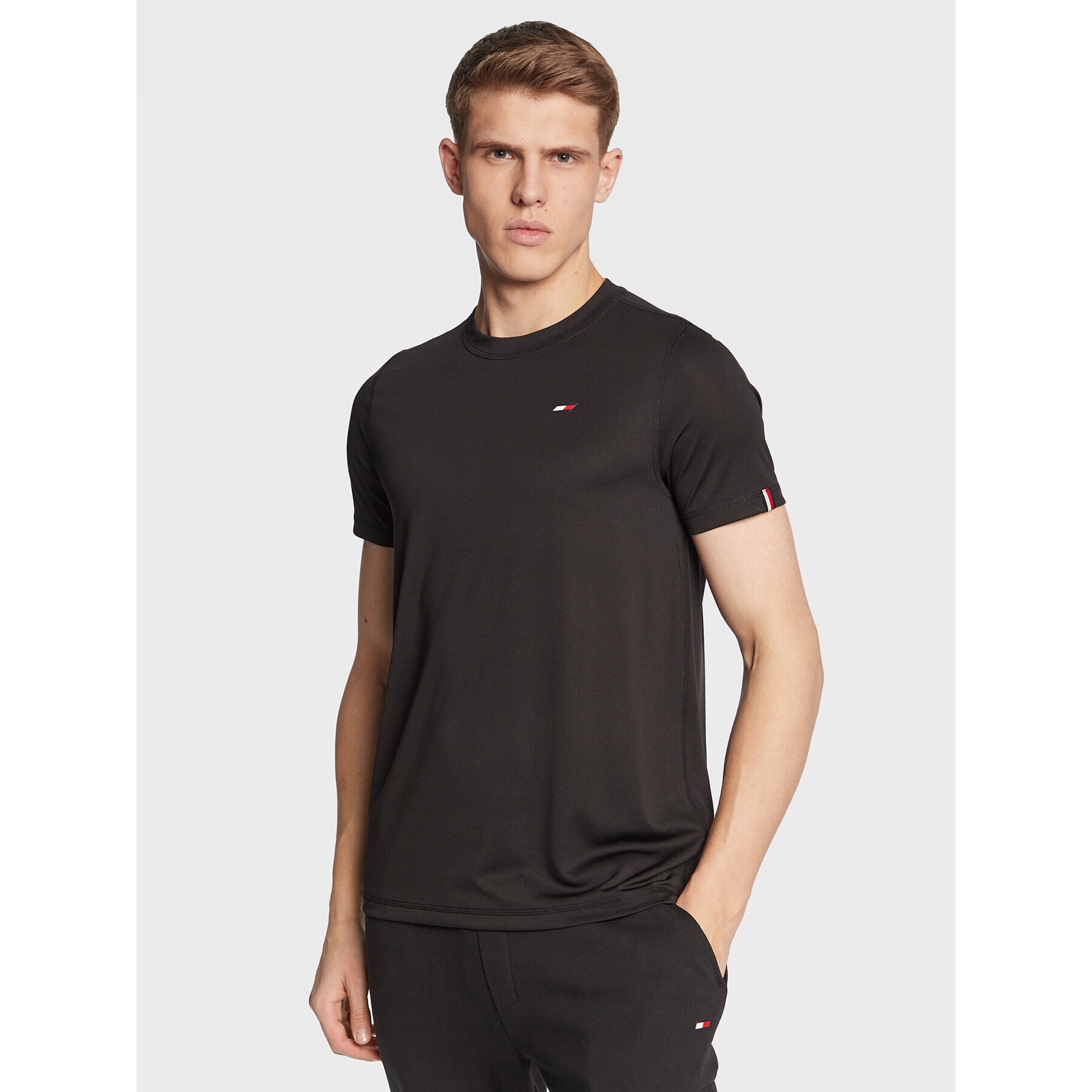 Tommy Hilfiger Tricou Essential Training MW0MW27936 Negru Regular Fit - Pled.ro