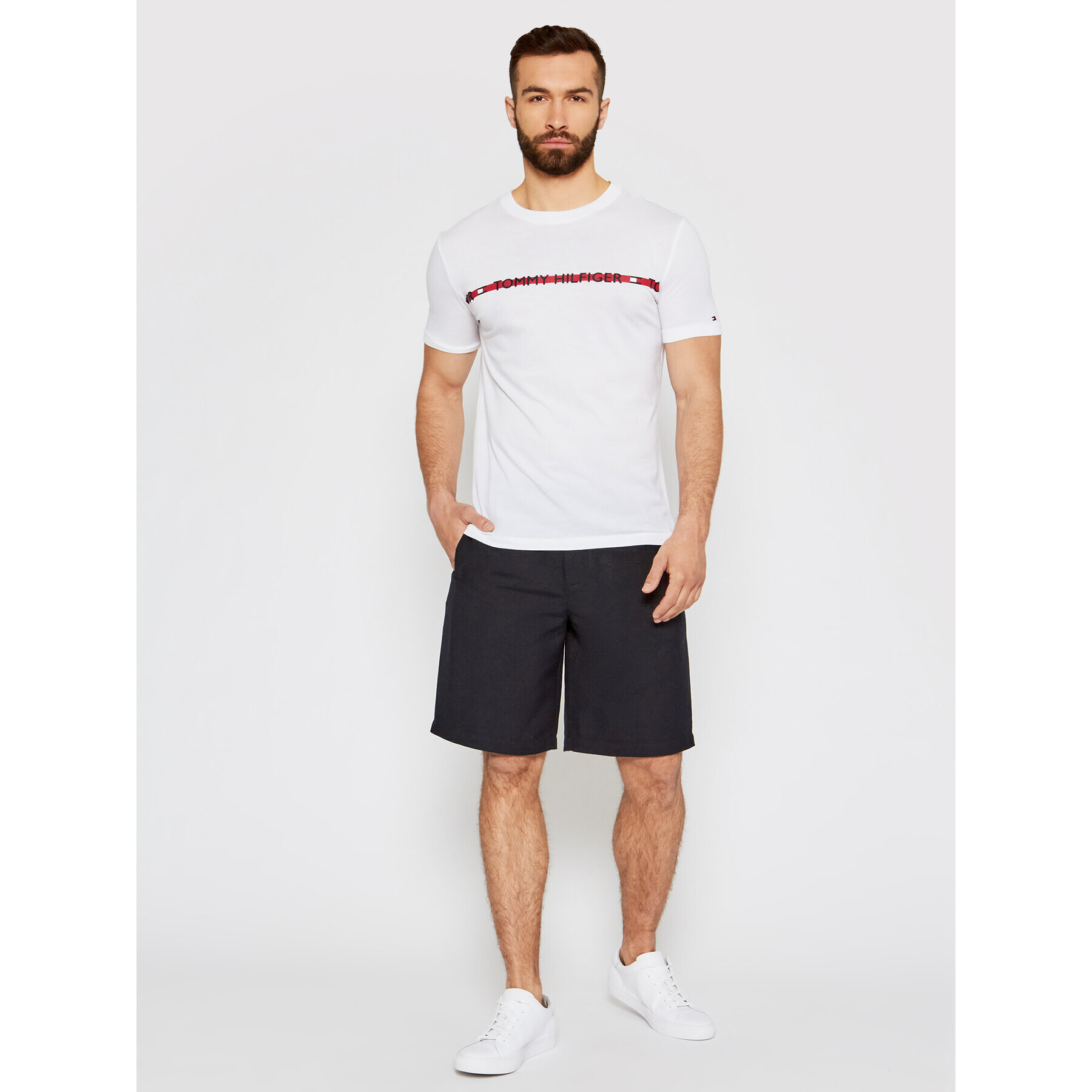 Tommy Hilfiger Tricou Logo UM0UM01915 Alb Regular Fit - Pled.ro