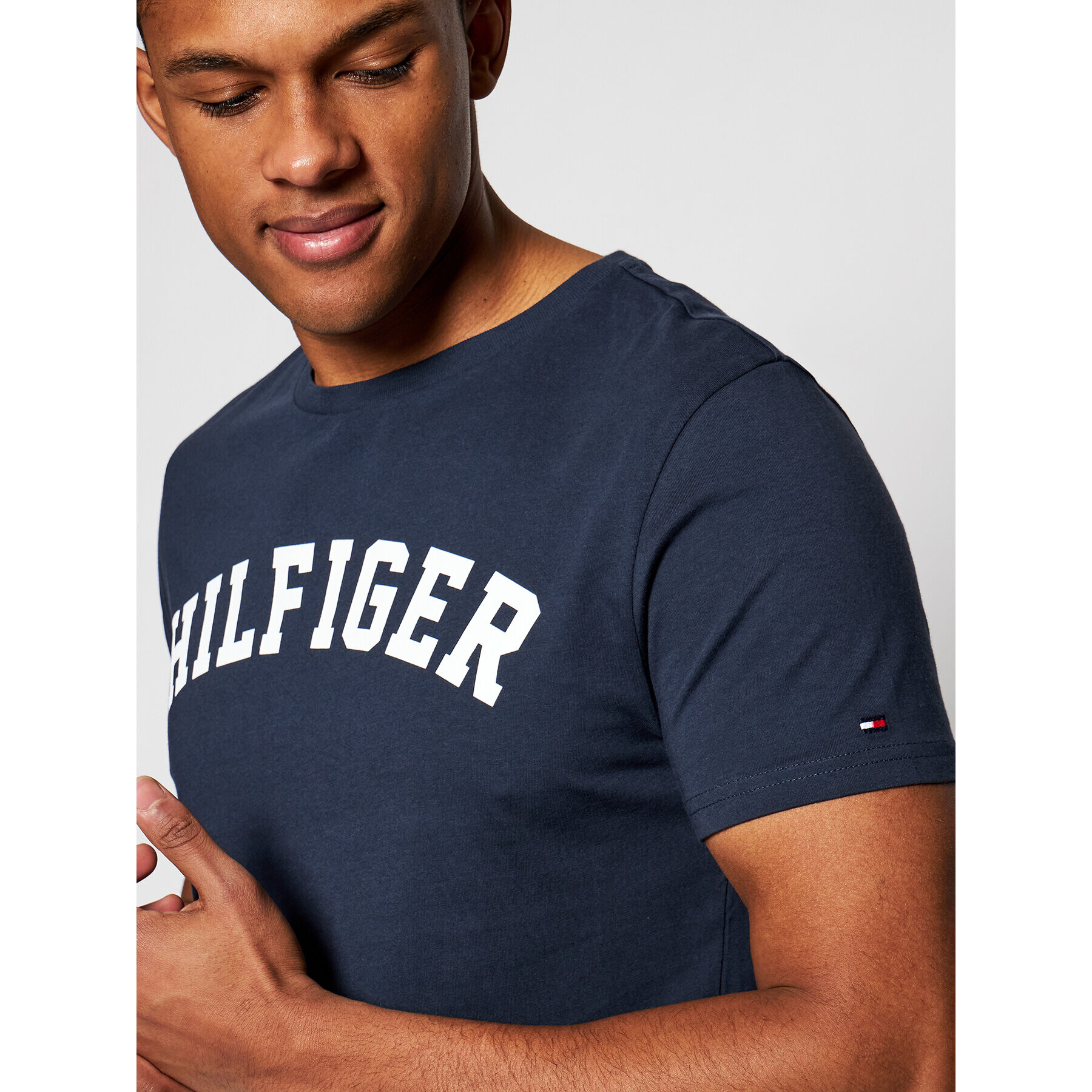 Tommy Hilfiger Tricou UM0UM00054 Bleumarin Regular Fit - Pled.ro