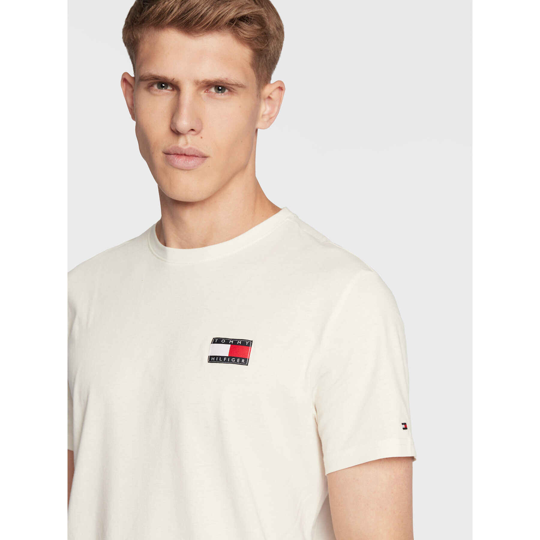 Tommy Hilfiger Tricou UM0UM02704 Bej Relaxed Fit - Pled.ro