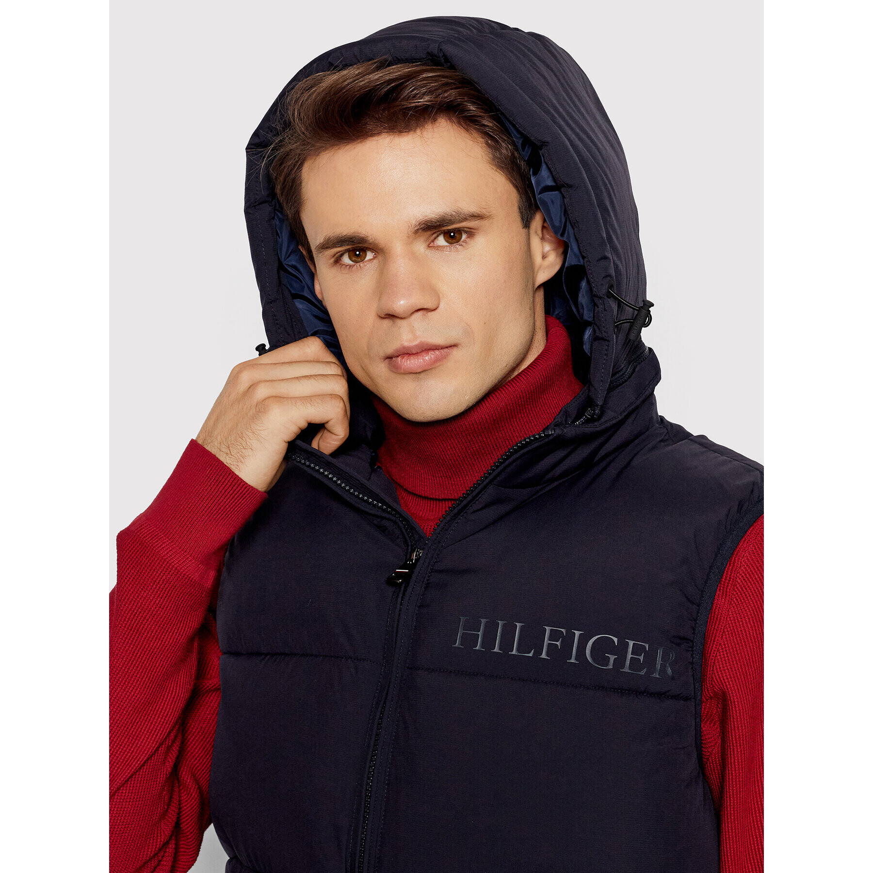 Tommy Hilfiger Vestă Vest MW0MW19655 Bleumarin Regular Fit - Pled.ro