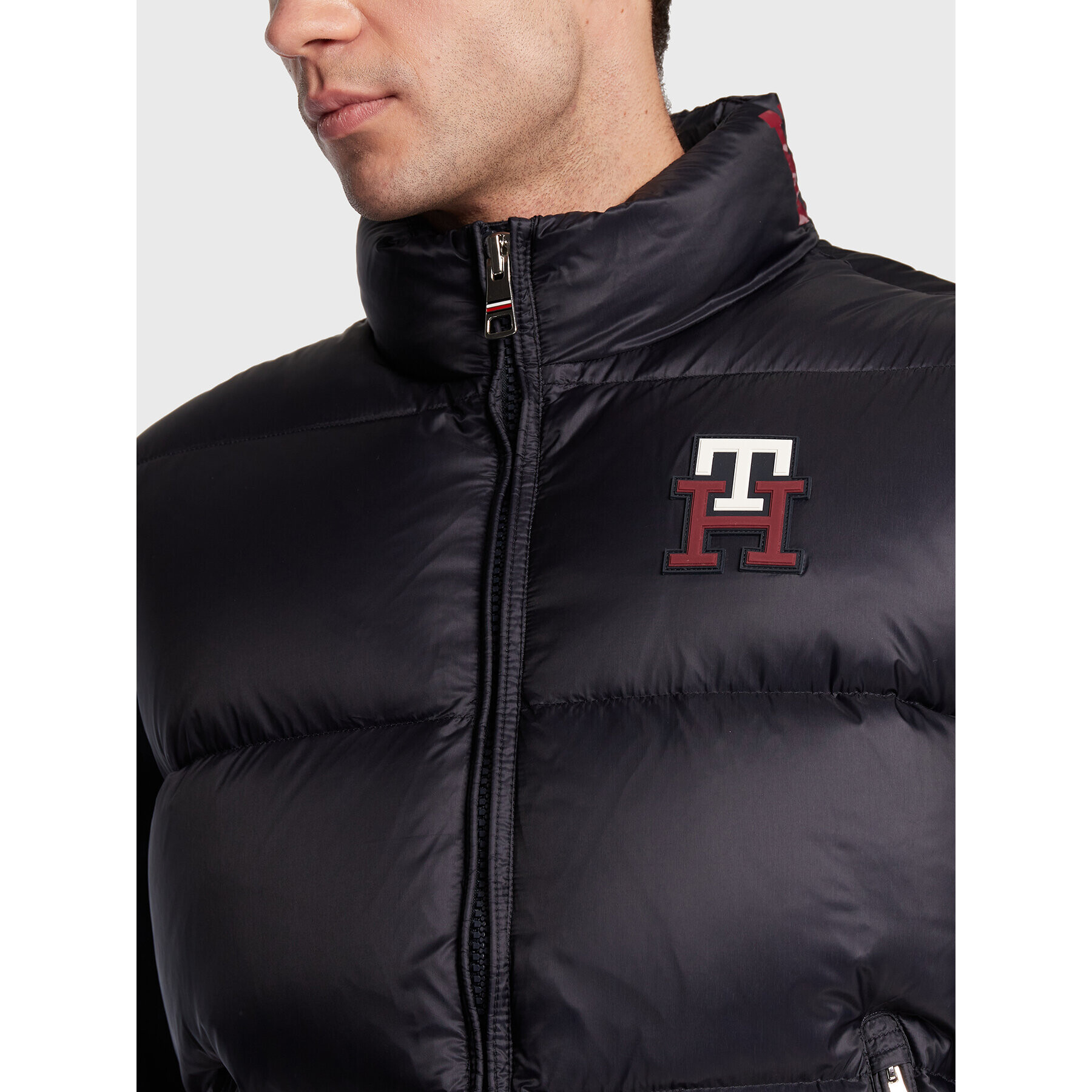 Tommy Hilfiger Vestă Zero Gravity MW0MW28732 Bleumarin Regular Fit - Pled.ro