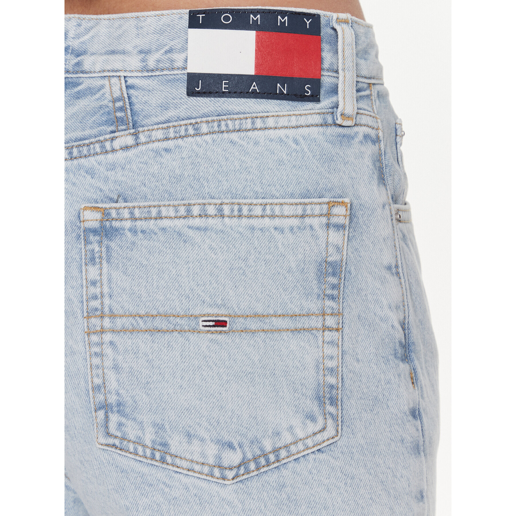 Tommy Jeans Blugi DW0DW17198 Albastru Mom Fit - Pled.ro