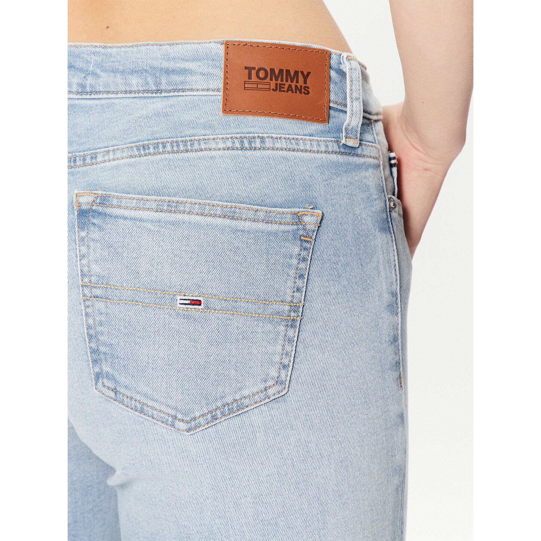 Tommy Jeans Blugi Maddie DW0DW15737 Albastru Bootcut Fit - Pled.ro