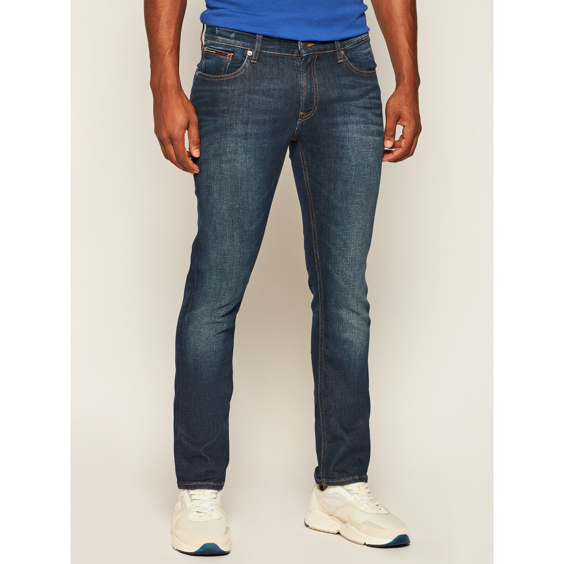 Tommy Jeans Blugi Slim Fit DM0DM04373 Bleumarin Slim Fit - Pled.ro