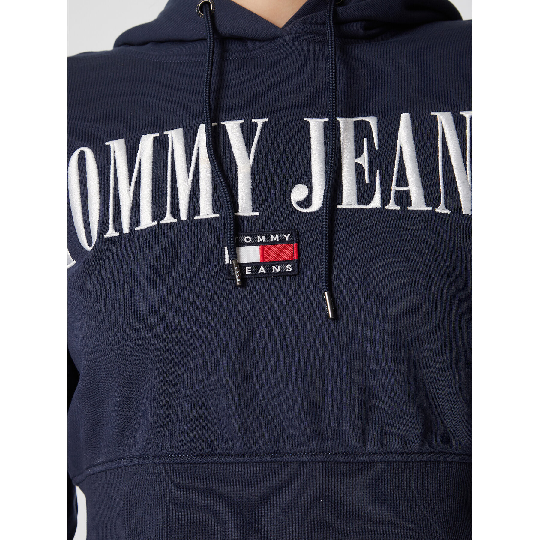 Tommy Jeans Bluză Archive DW0DW14927 Bleumarin Cropped Fit - Pled.ro