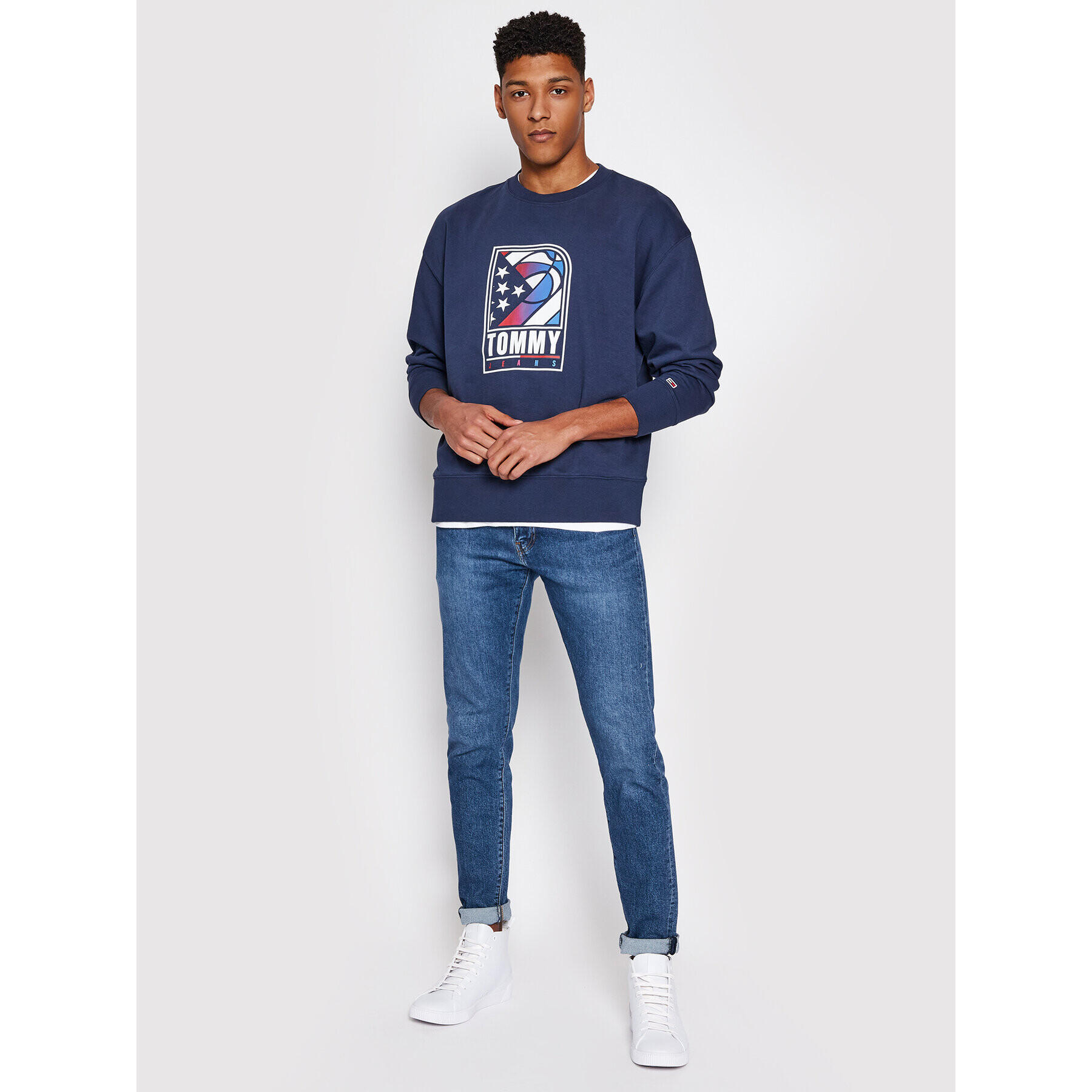 Tommy Jeans Bluză Basketball Crew DM0DM10661 Bleumarin Regular Fit - Pled.ro