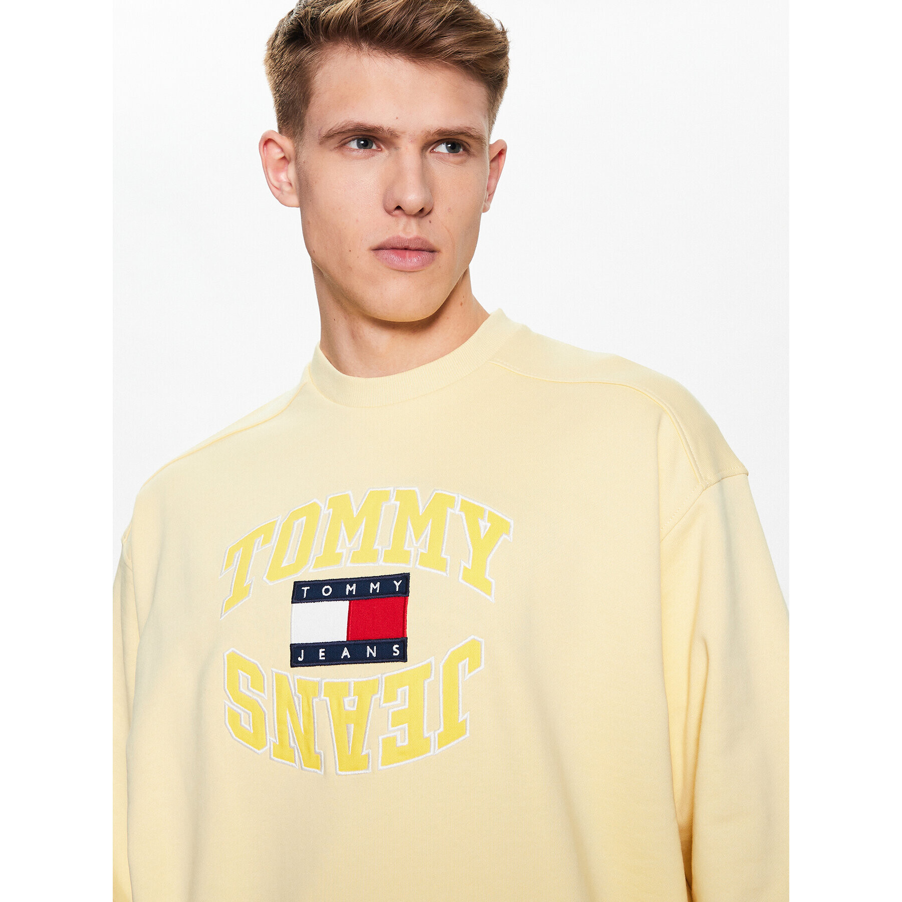 Tommy Jeans Bluză Boxy Arched Logo DM0DM16375 Galben Boxy Fit - Pled.ro