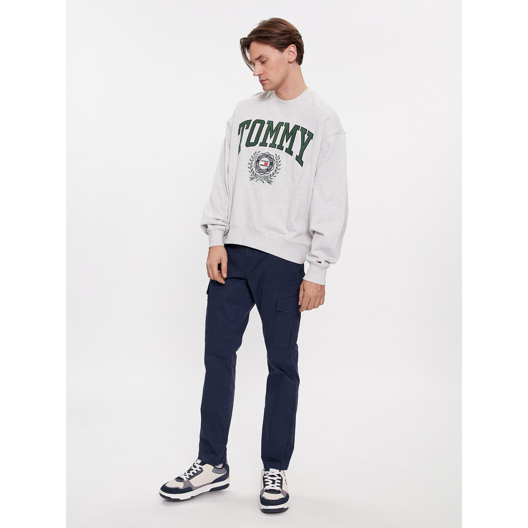 Tommy Jeans Bluză College Graphic DM0DM16804 Gri Boxy Fit - Pled.ro