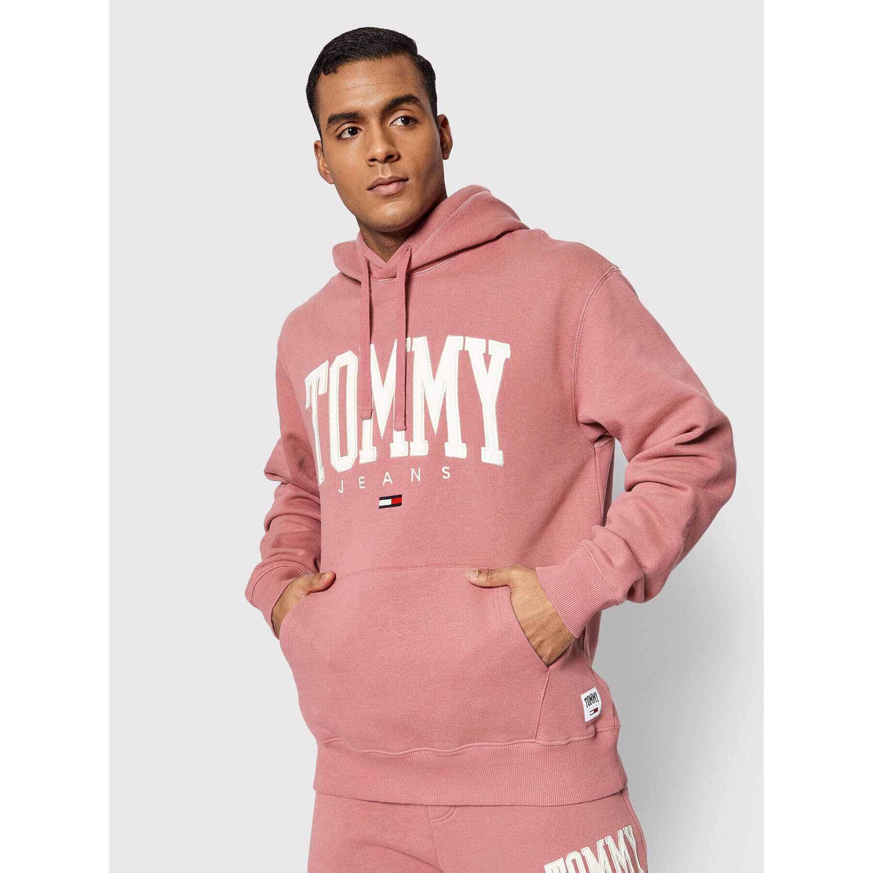 Tommy Jeans Bluză Collegiate DM0DM12543 Roz Relaxed Fit - Pled.ro