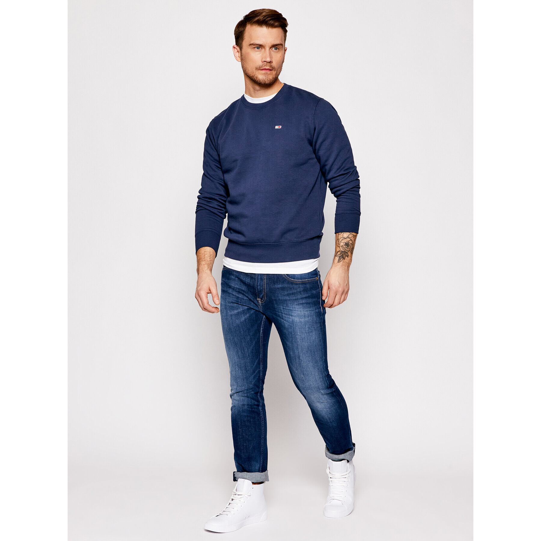 Tommy Jeans Bluză DM0DM09591 Bleumarin Regular Fit - Pled.ro