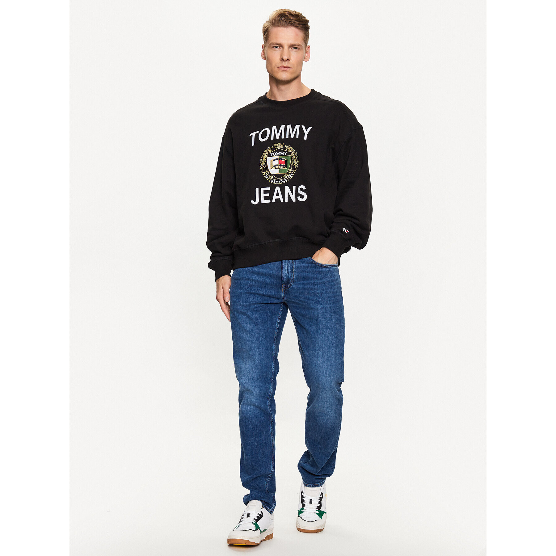 Tommy Jeans Bluză DM0DM16376 Negru Boxy Fit - Pled.ro